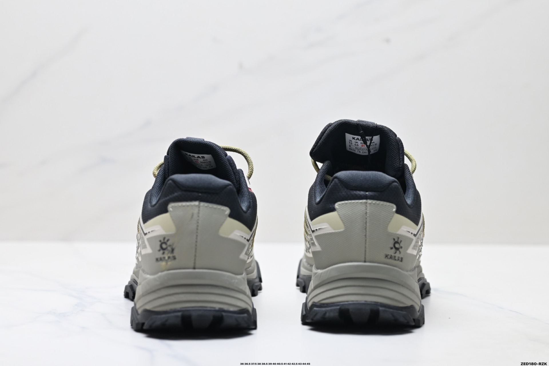 270 凯乐石KAILAS 远征5 FLT 舒适简约经典登山 防滑耐磨防水 低帮 徒步鞋 KS243