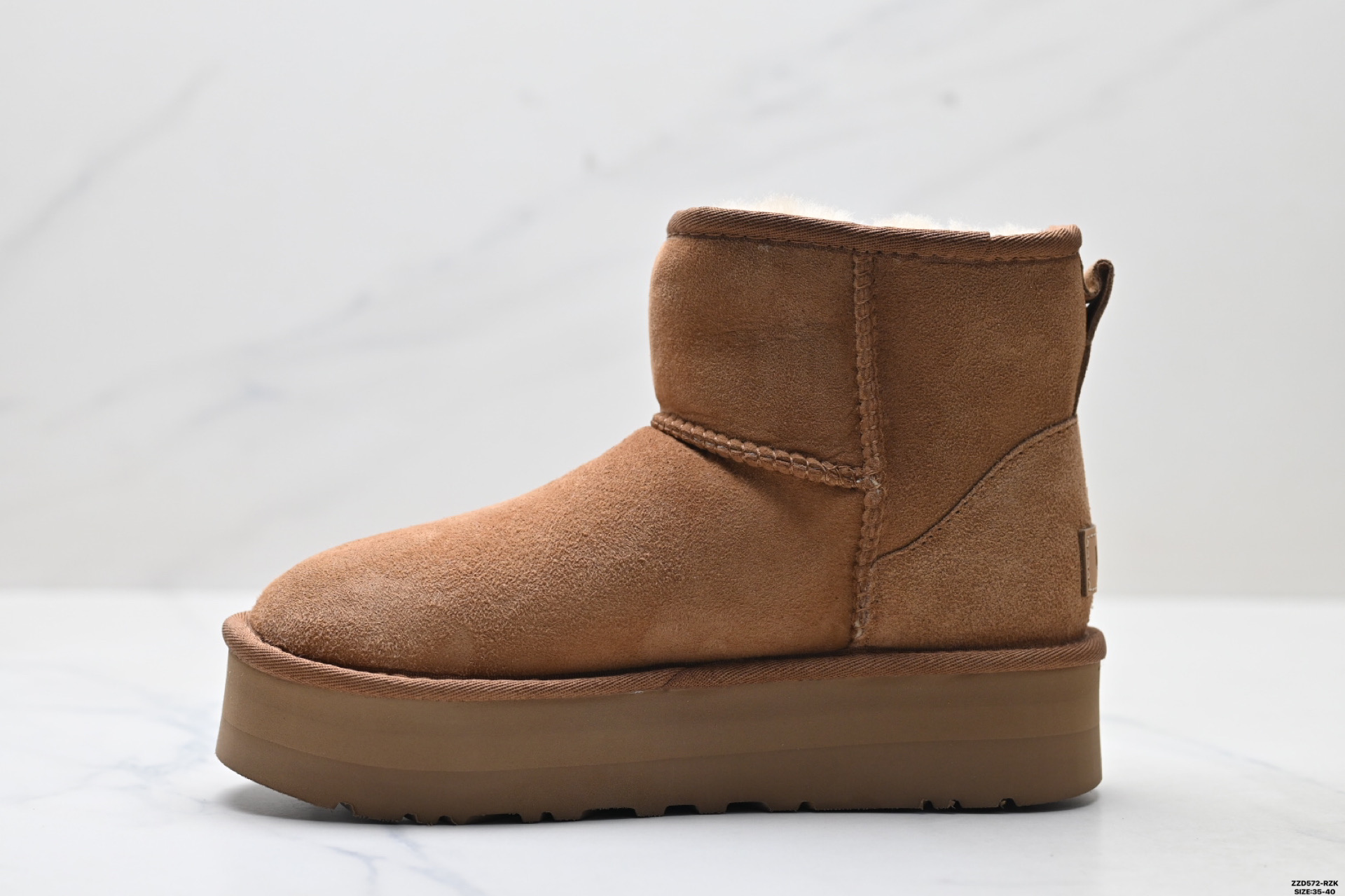 260 UGG 周冬雨3cm厚底迷你短靴 UGG2022秋冬新款 女士经典迷你厚底短筒靴