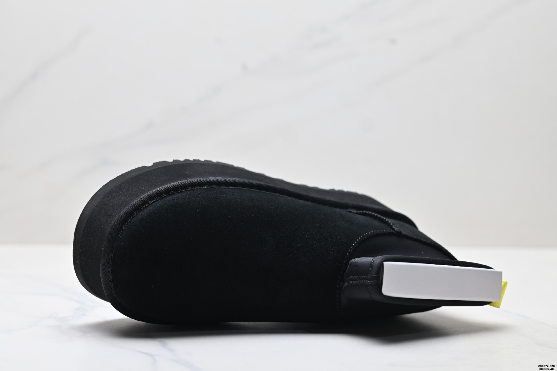 240 UGG牛反绒 保暖增高 加厚耐磨平底舒适气质 袜套款 短筒雪地靴