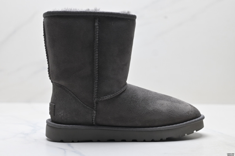 UGG Classic Short II Suede High-Top Warm Snow Boots - Ultimate Comfort 1 UGG Classic Short II Suede High-Top Warm Snow Boots – Ultimate Comfort