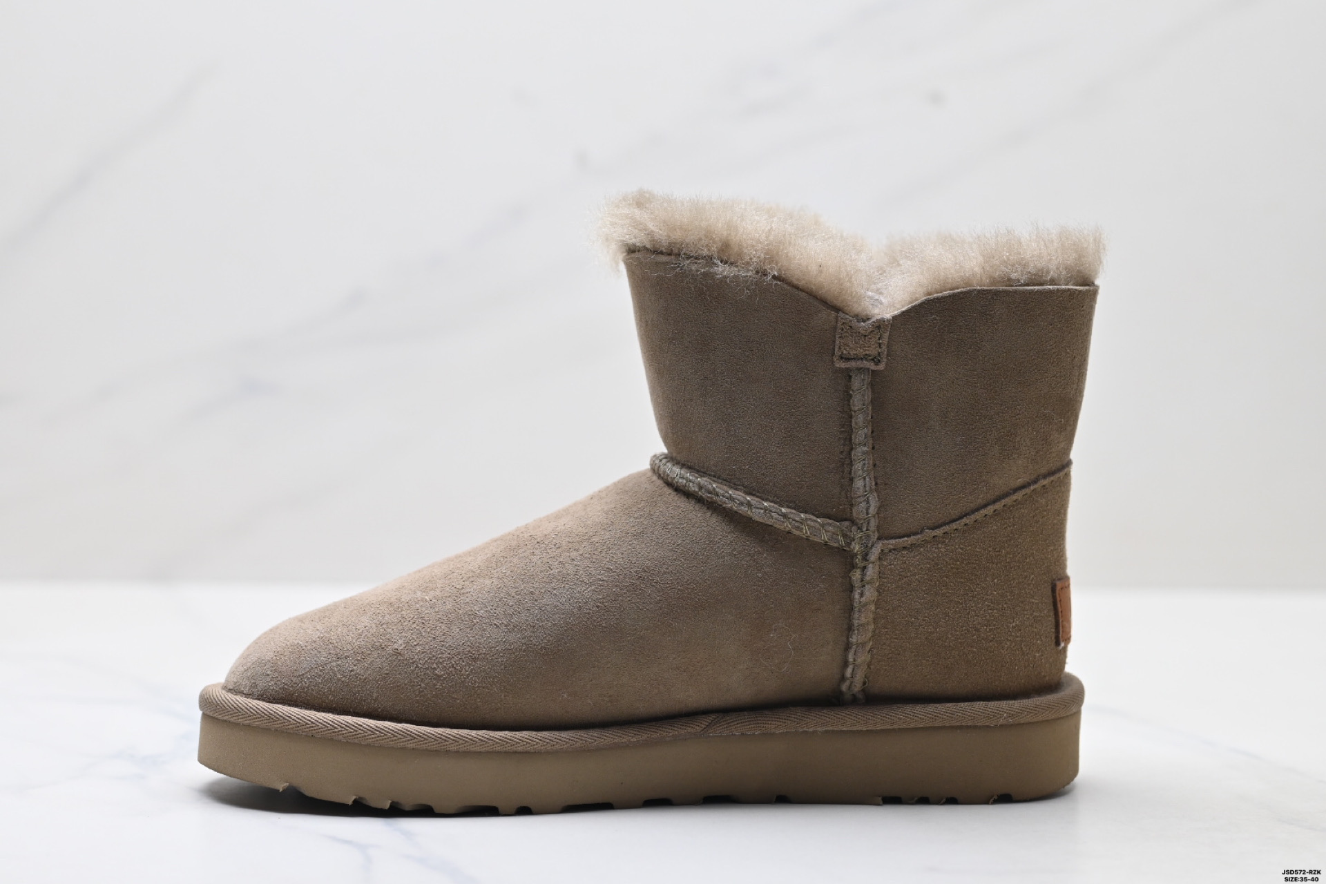 220 UGG MINI BAILEY BUTTON II 秋冬欧美风经典纽扣短筒平底套筒短靴雪地靴女靴 1016422
