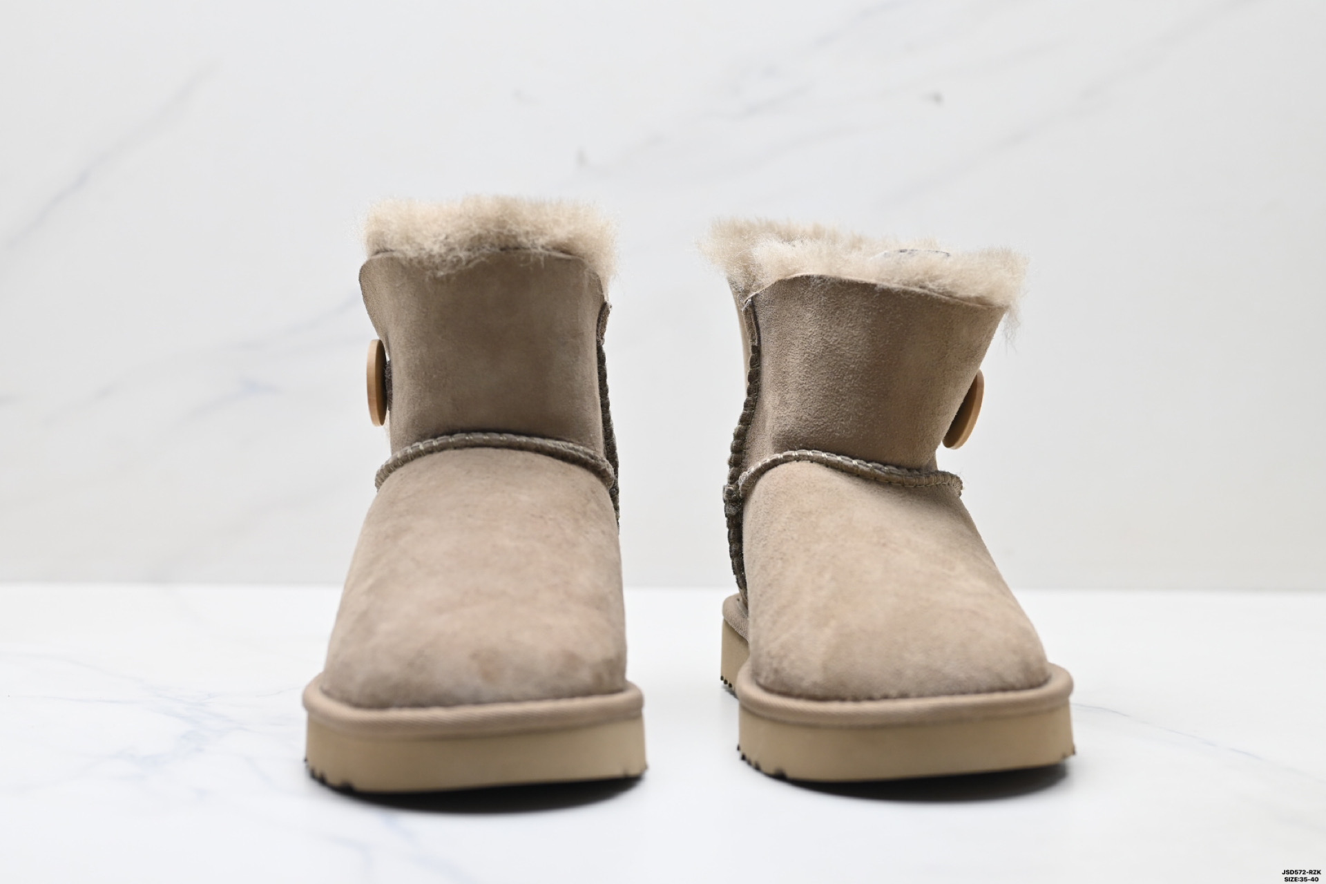 220 UGG MINI BAILEY BUTTON II 秋冬欧美风经典纽扣短筒平底套筒短靴雪地靴女靴 1016422