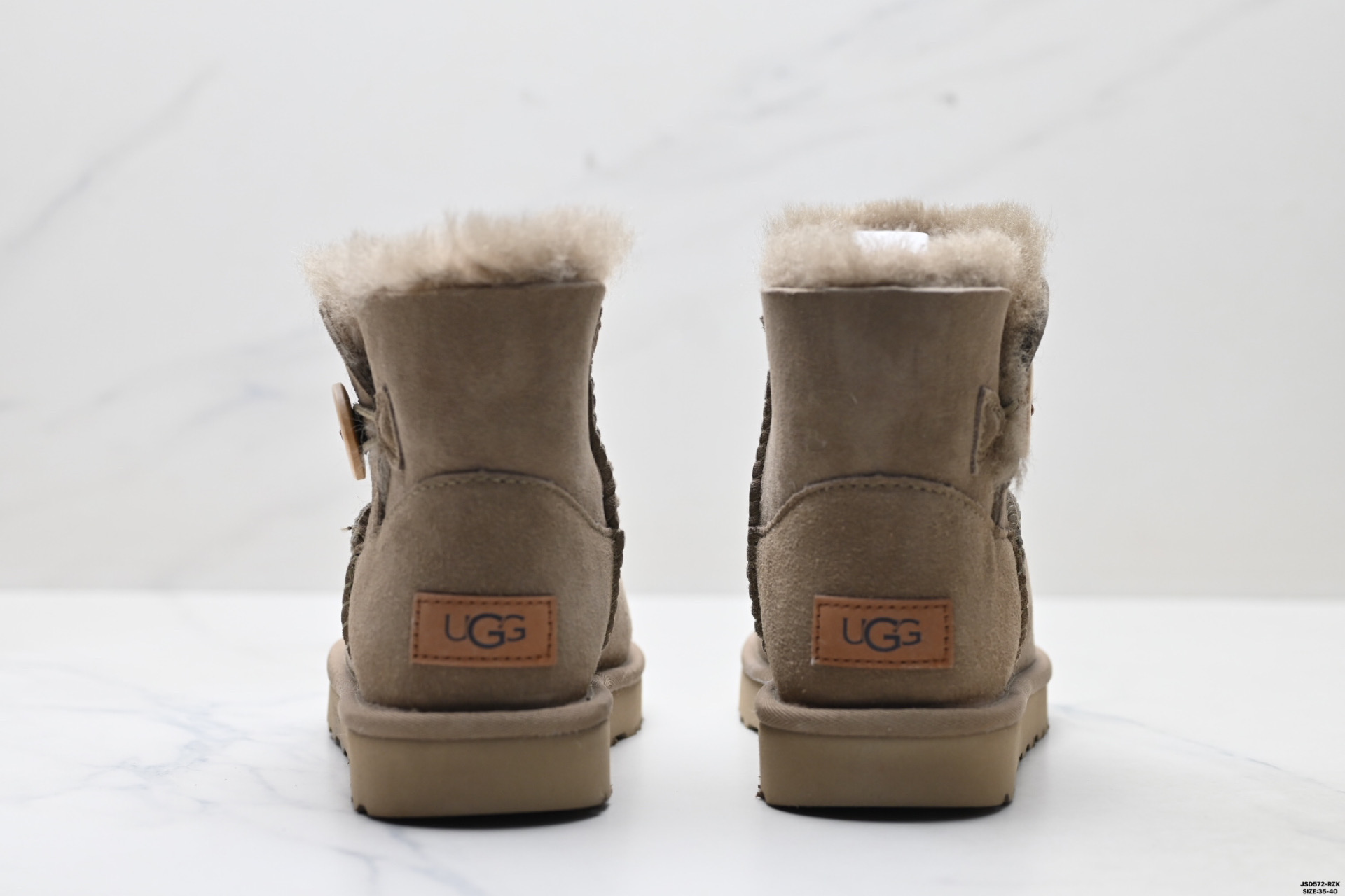 220 UGG MINI BAILEY BUTTON II 秋冬欧美风经典纽扣短筒平底套筒短靴雪地靴女靴 1016422
