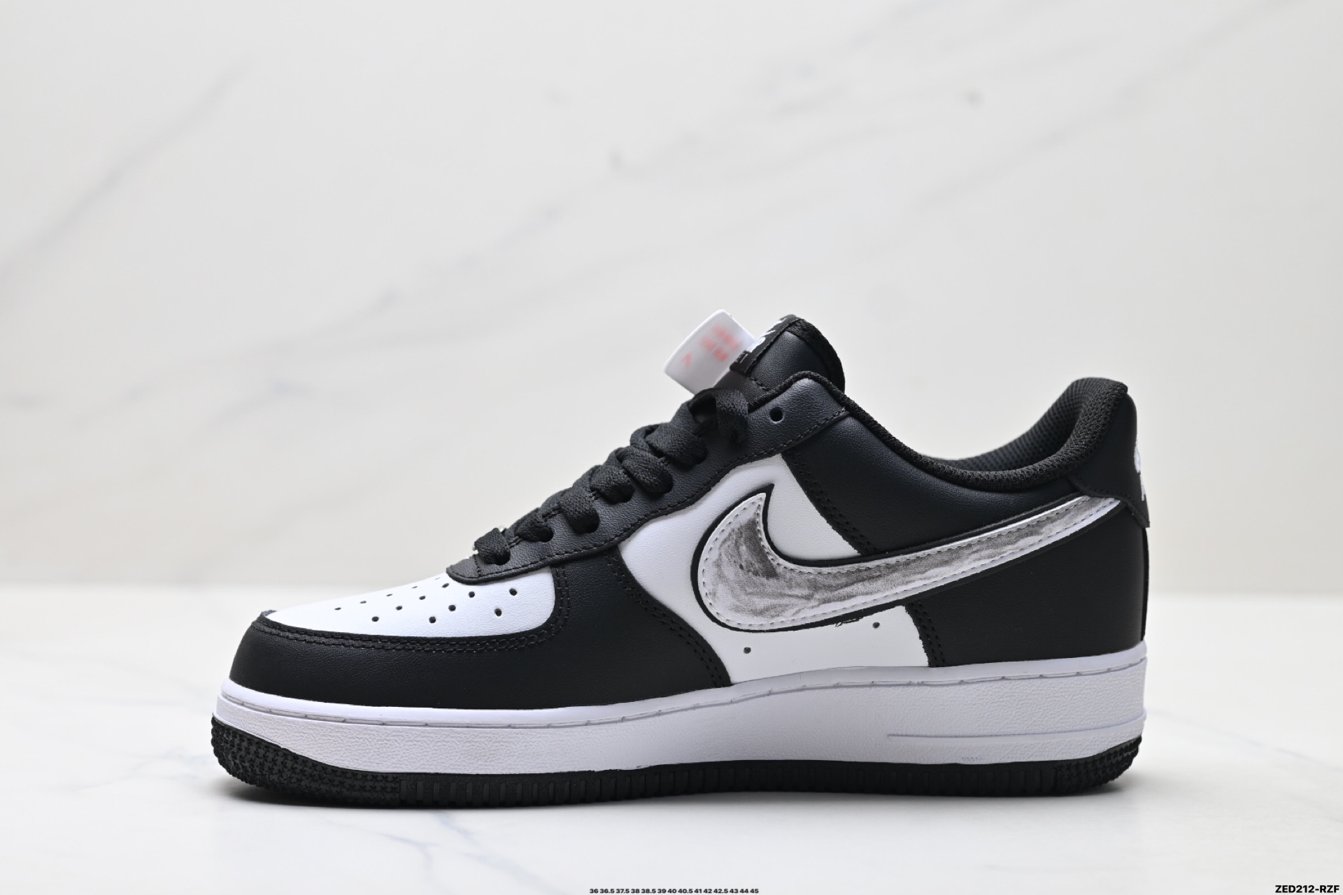 NIKE AIR FORCE 1‘07 ZH0316-118 NIKE AIR FORCE 1‘07 ZH0316-118