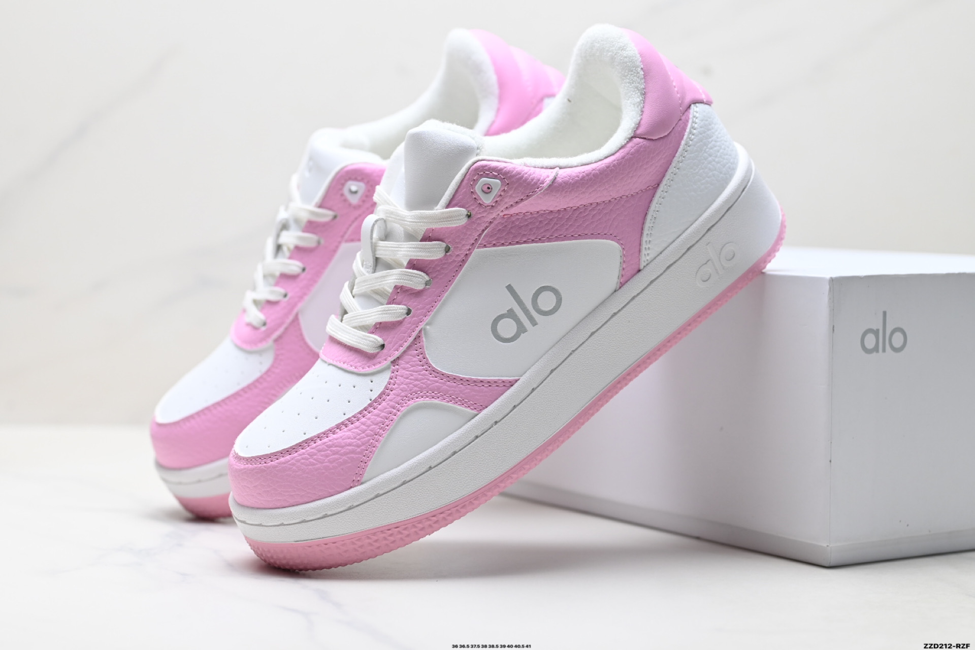 260 金智秀同款厚底alojiar加绒小白鞋女25新款百搭休闲运动鞋增高板本鞋