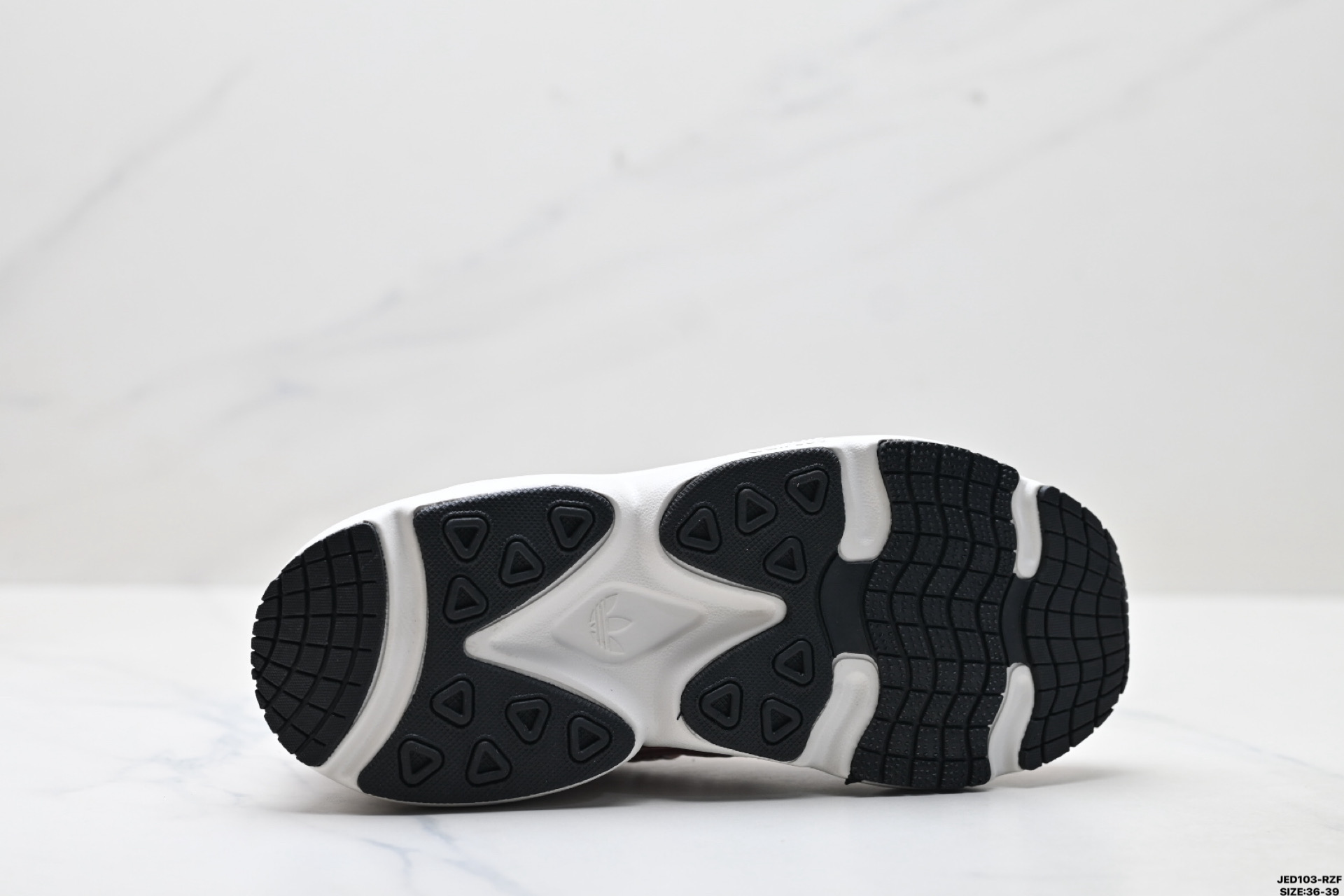 160 Adidas Originals Ozmillen 百搭 舒适 网布減震耐磨低帮跑步鞋 IE5842-Chinese UA Cheap High Quatity Brand Clothes Bags handbags Sneakers wholesale wholesaler seller from China Factory suppliers Fashion Clothing Shoes best Quality Beautiful Price 160 Adidas Originals Ozmillen 百搭 舒适 网布減震耐磨低帮跑步鞋 IE5842