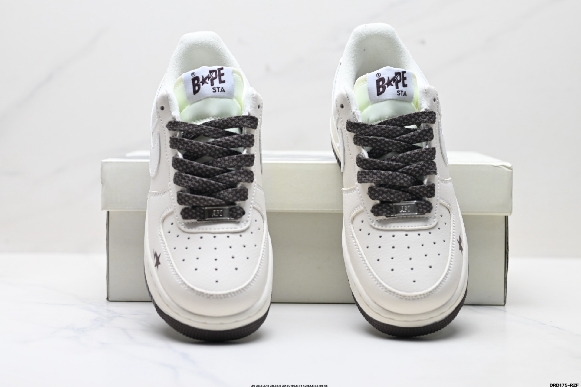 特价‼️💰110
公司级✅NIKE AIR FORCE 1‘07
原楦头原纸板 打造纯正低帮空军版型
专注外贸渠道 全掌内置蜂窝气垫 
原盒配件 原厂中底钢印、拉帮完美
货号:YZ8115-003
Size:36 36.5 37.5 38 38.5 39 40 40.5 41 42 42.5 43 44 45
ID:DRD175-RZF