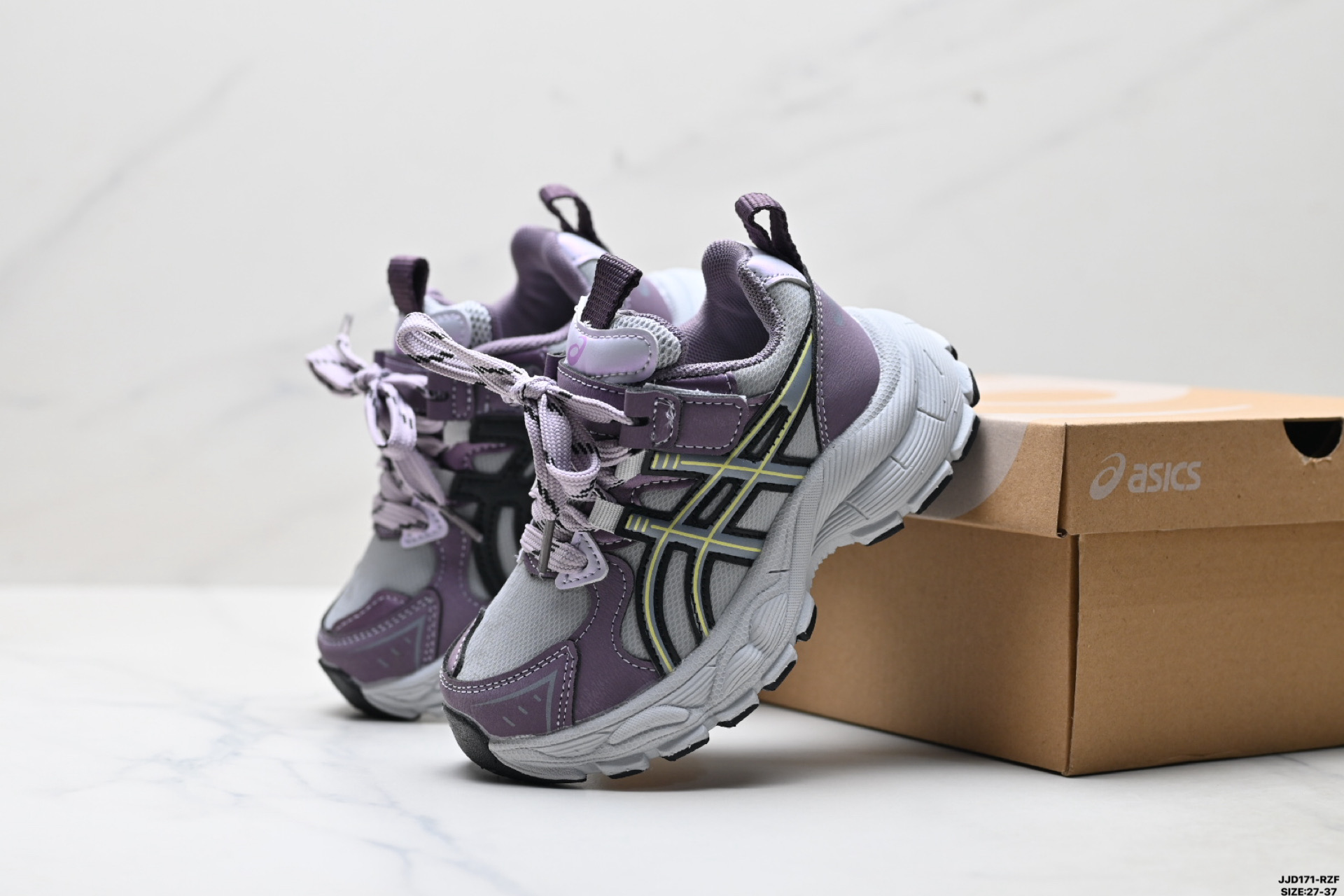 140 童鞋Asics 亚瑟士 透气运动鞋 网眼鞋面 配合部分合成革材质 采用全新AHAR+橡胶材质 更加耐磨 1201A789-001-Chinese UA Cheap High Quatity Brand Clothes Bags handbags Sneakers wholesale wholesaler seller from China Factory suppliers Fashion Clothing Shoes best Quality Beautiful Price 140 童鞋Asics 亚瑟士 透气运动鞋 网眼鞋面 配合部分合成革材质 采用全新AHAR+橡胶材质 更加耐磨 1201A789-001