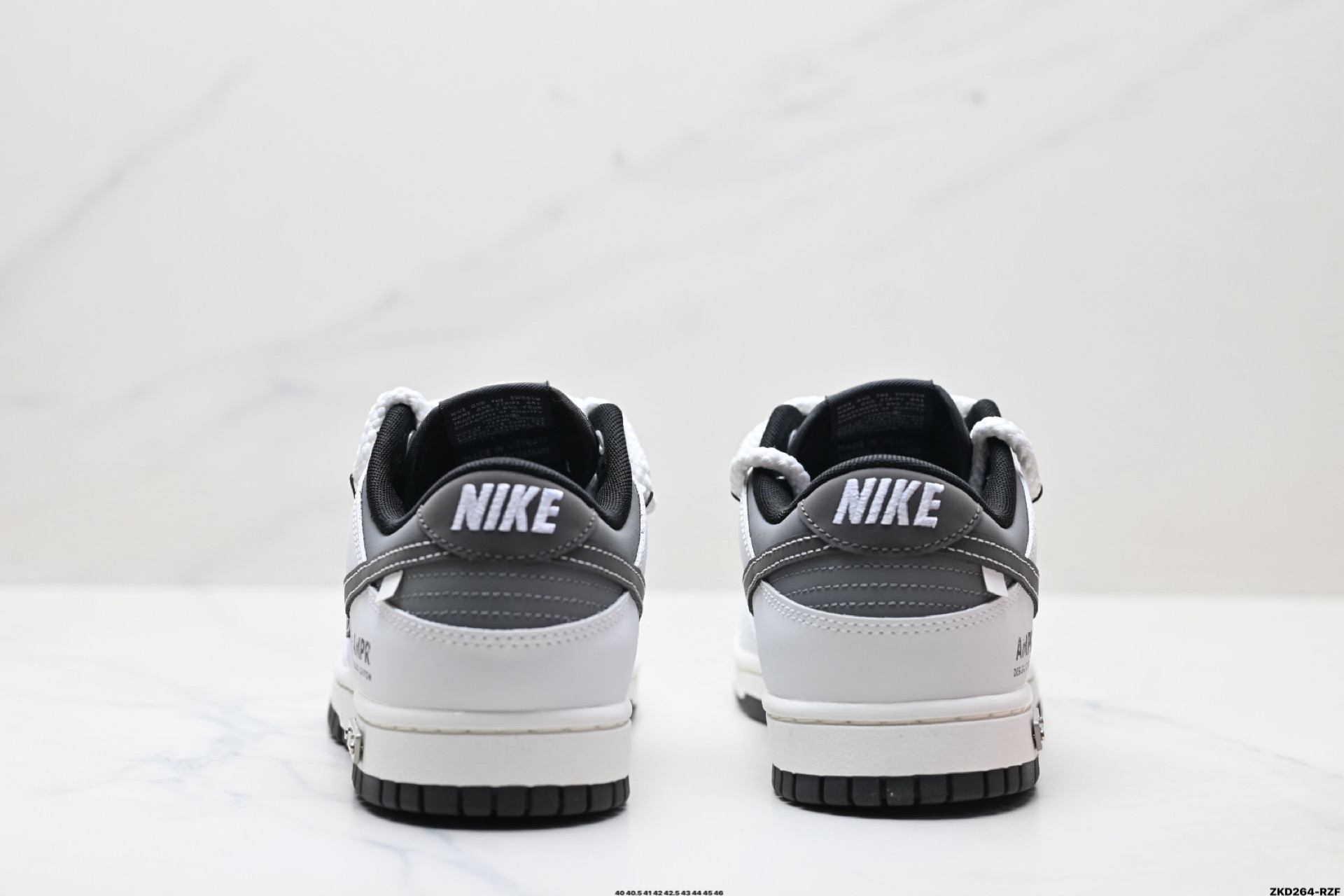 280 Nike Dunk Low Retro ‘DIY高端定制’耐克 低帮休闲运动板鞋 WB0510-064-Chinese UA Cheap High Quatity Brand Clothes Bags handbags Sneakers wholesale wholesaler seller from China Factory suppliers Fashion Clothing Shoes best Quality Beautiful Price 280 Nike Dunk Low Retro ‘DIY高端定制’耐克 低帮休闲运动板鞋 WB0510-064
