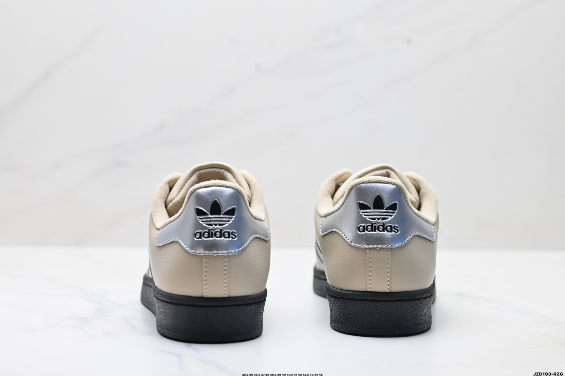 150 Adidas Originals Superstar贝壳头系列 阿迪达斯 低帮经典百搭休闲运动板鞋 JR4234