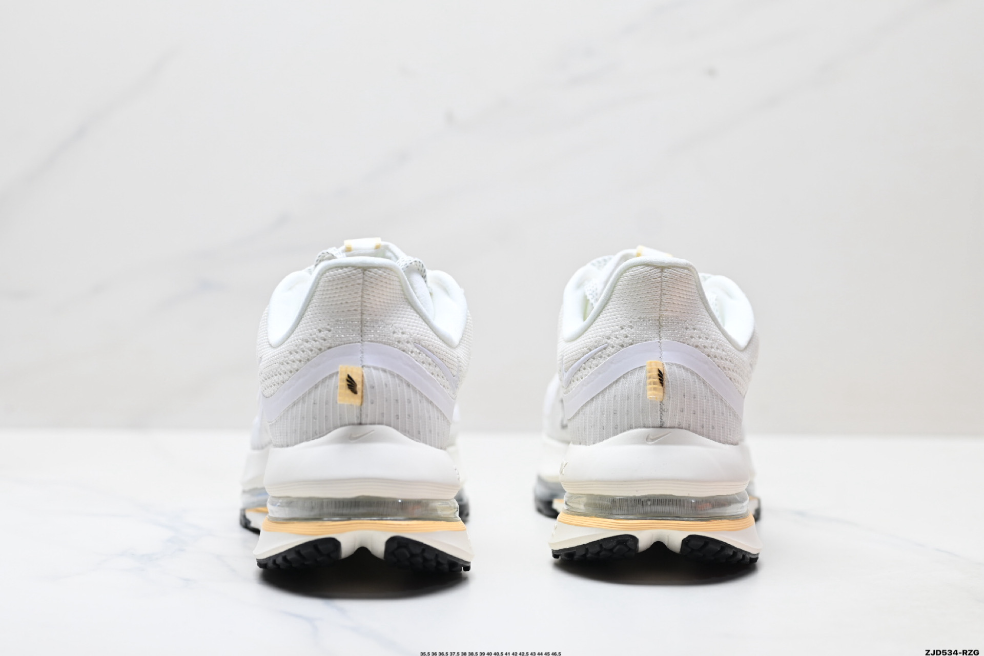 250 Nike Air Zoom Pegasus Premium 耐克 新款气垫缓震休闲跑步鞋 HQ2593-104