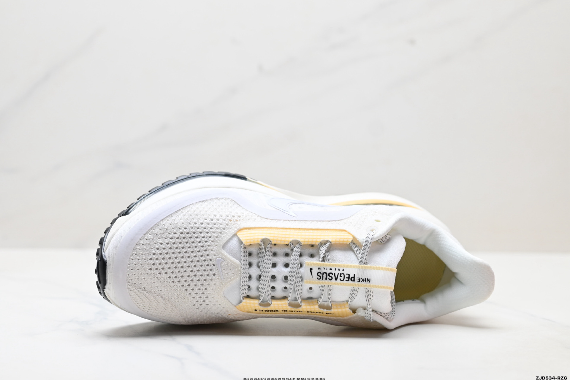 250 Nike Air Zoom Pegasus Premium 耐克 新款气垫缓震休闲跑步鞋 HQ2593-104