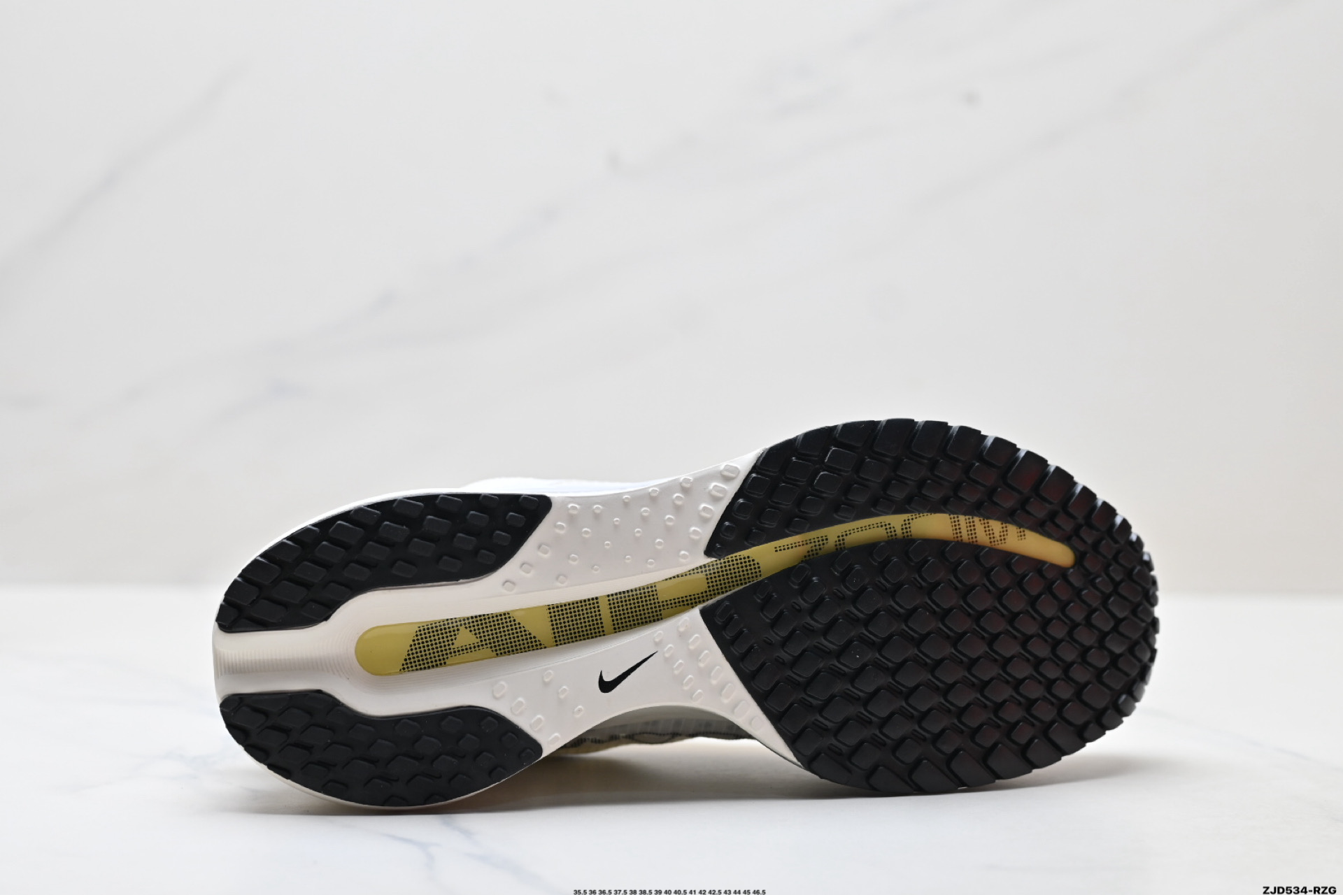 250 Nike Air Zoom Pegasus Premium 耐克 新款气垫缓震休闲跑步鞋 HQ2593-104