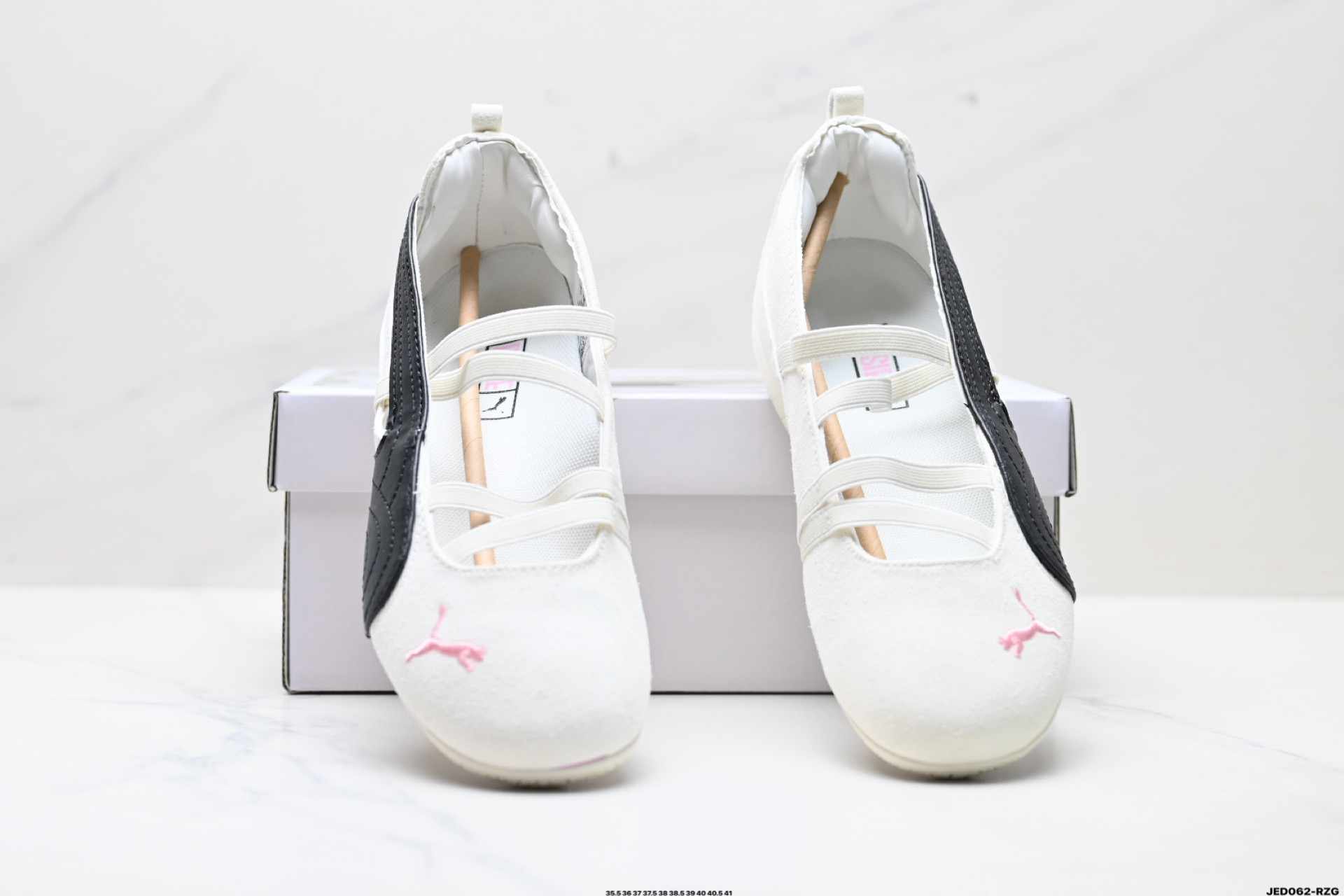 Rose x Puma speedcat 彪马 舒适百搭芭蕾绑带镂空甜美设计感撞色 芭蕾鞋 404395-01 Rose x Puma speedcat 彪马 舒适百搭芭蕾绑带镂空甜美设计感撞色 芭蕾鞋 404395-01