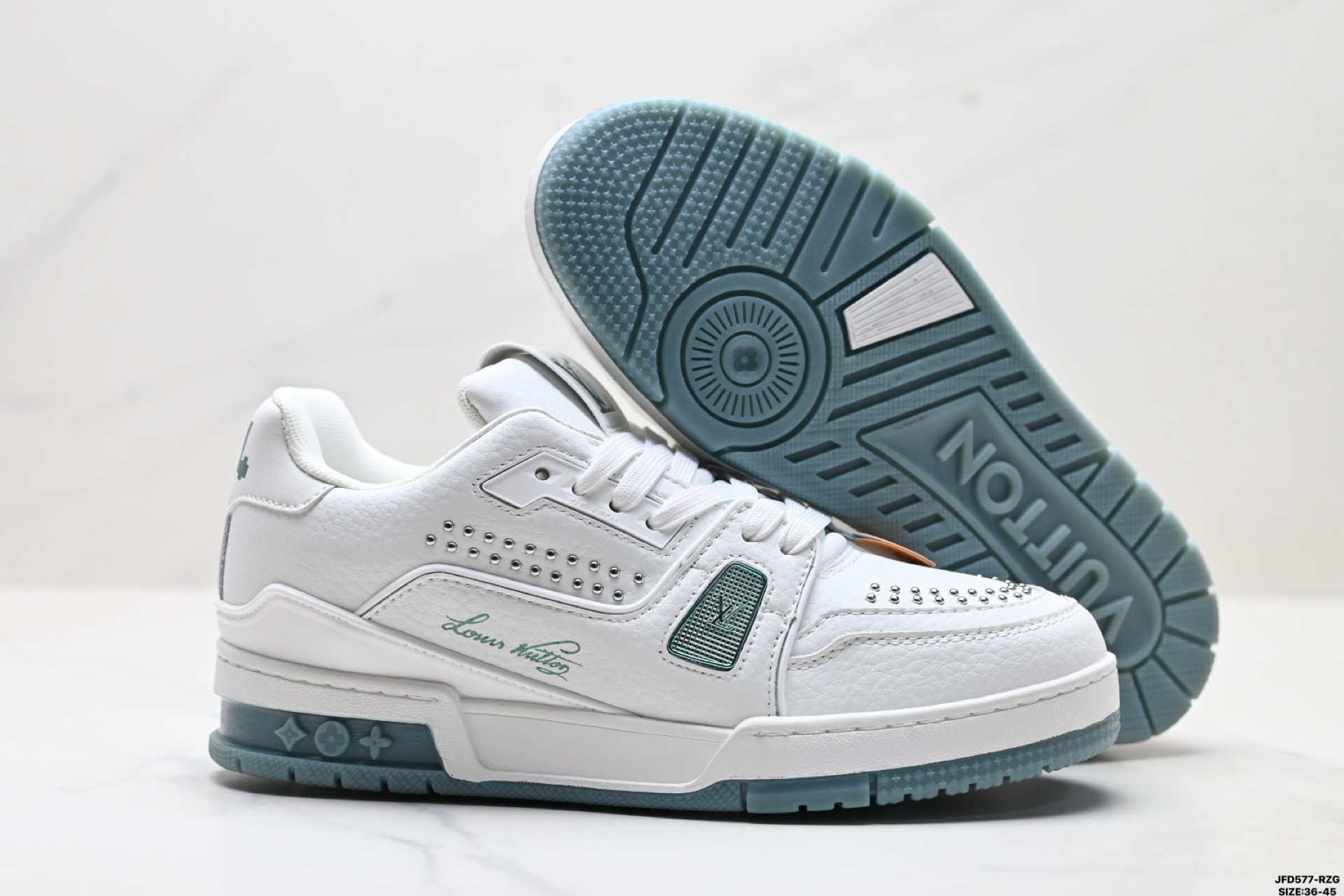 Louis Vuitton Trainer Sneaker Low: Elegancia y Comodidad en Cada Paso 6 i1758816372969 2243 0 4