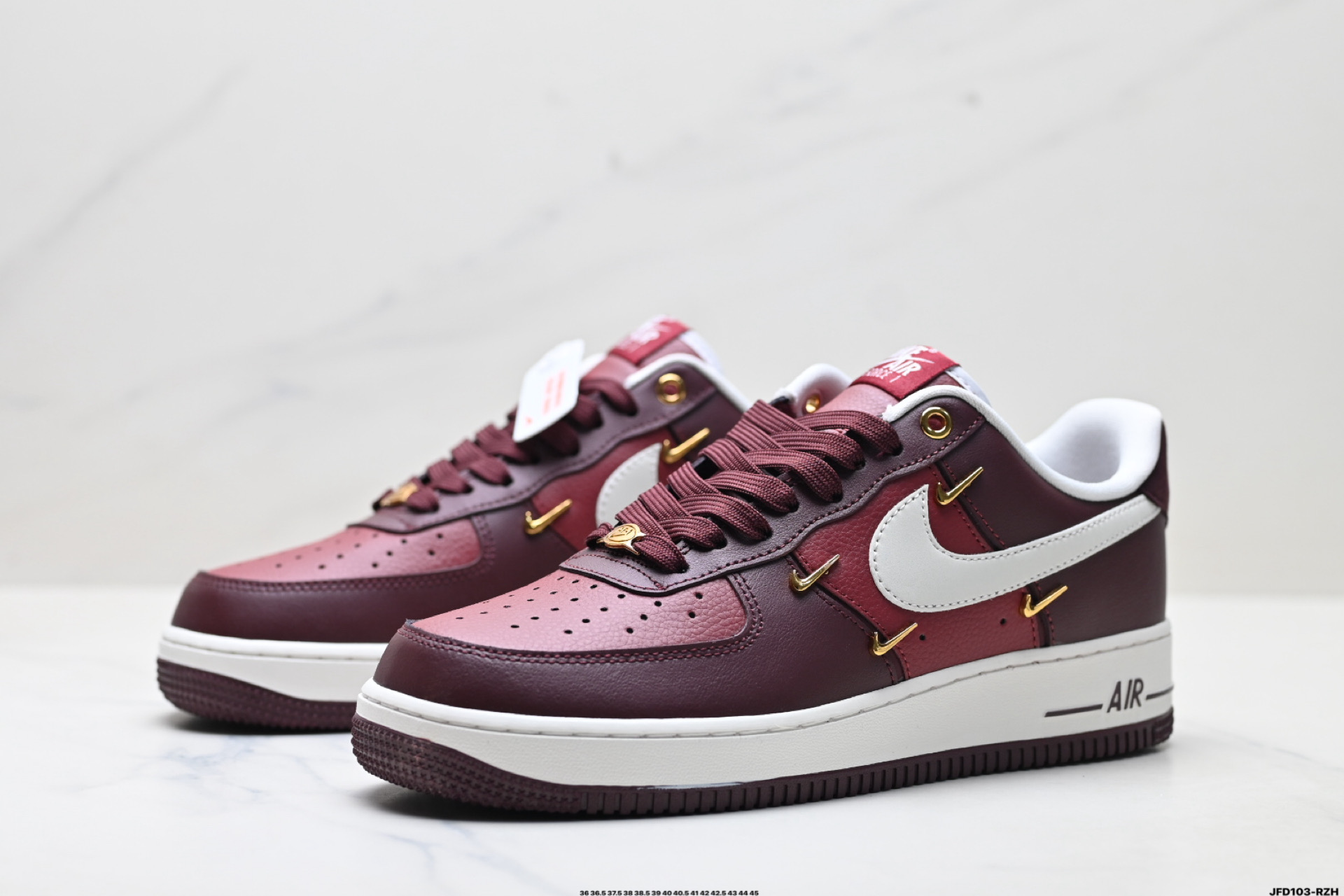 180 NIKE AIR FORCE 1‘07 LV8 IR0485-611