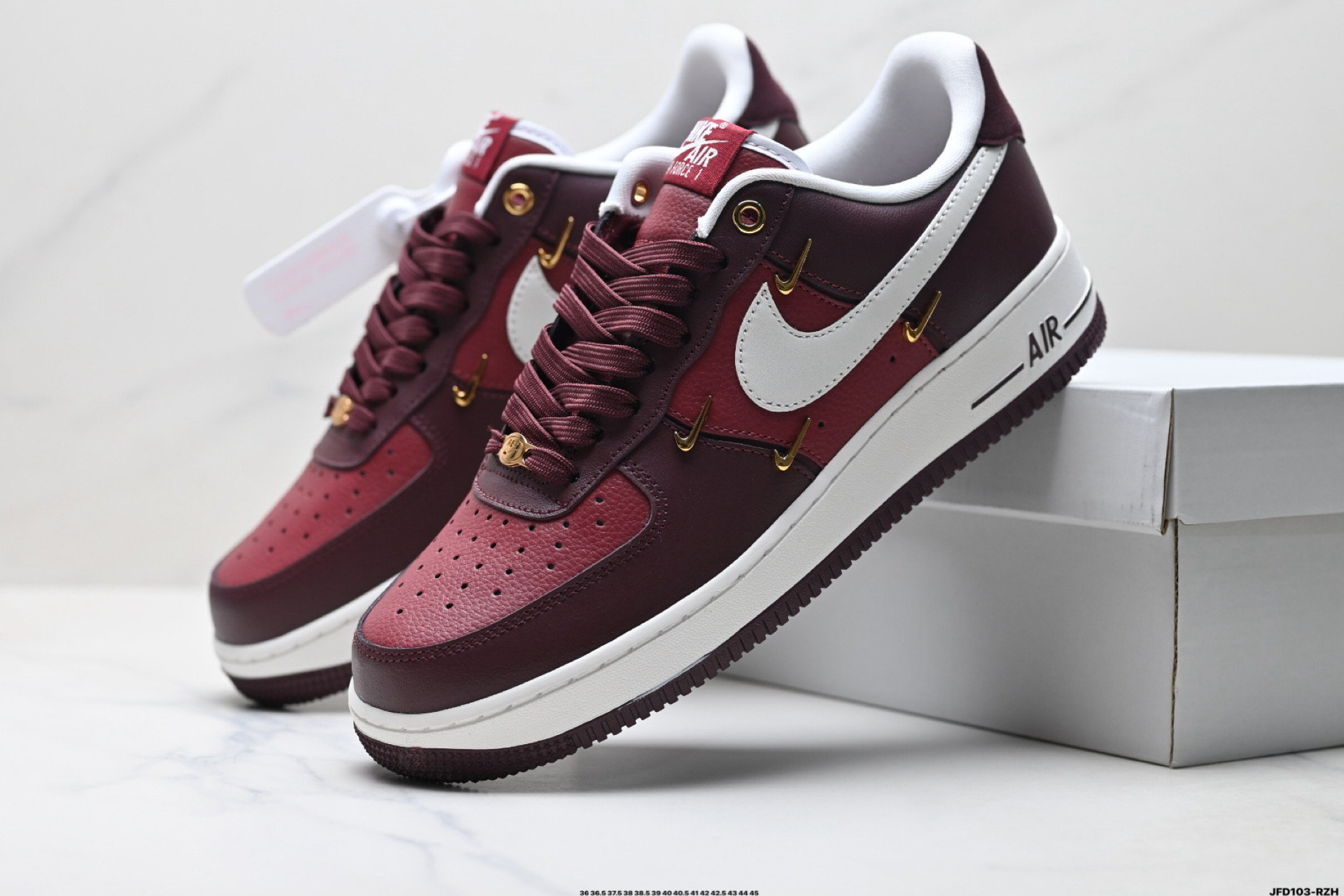 180 NIKE AIR FORCE 1‘07 LV8 IR0485-611