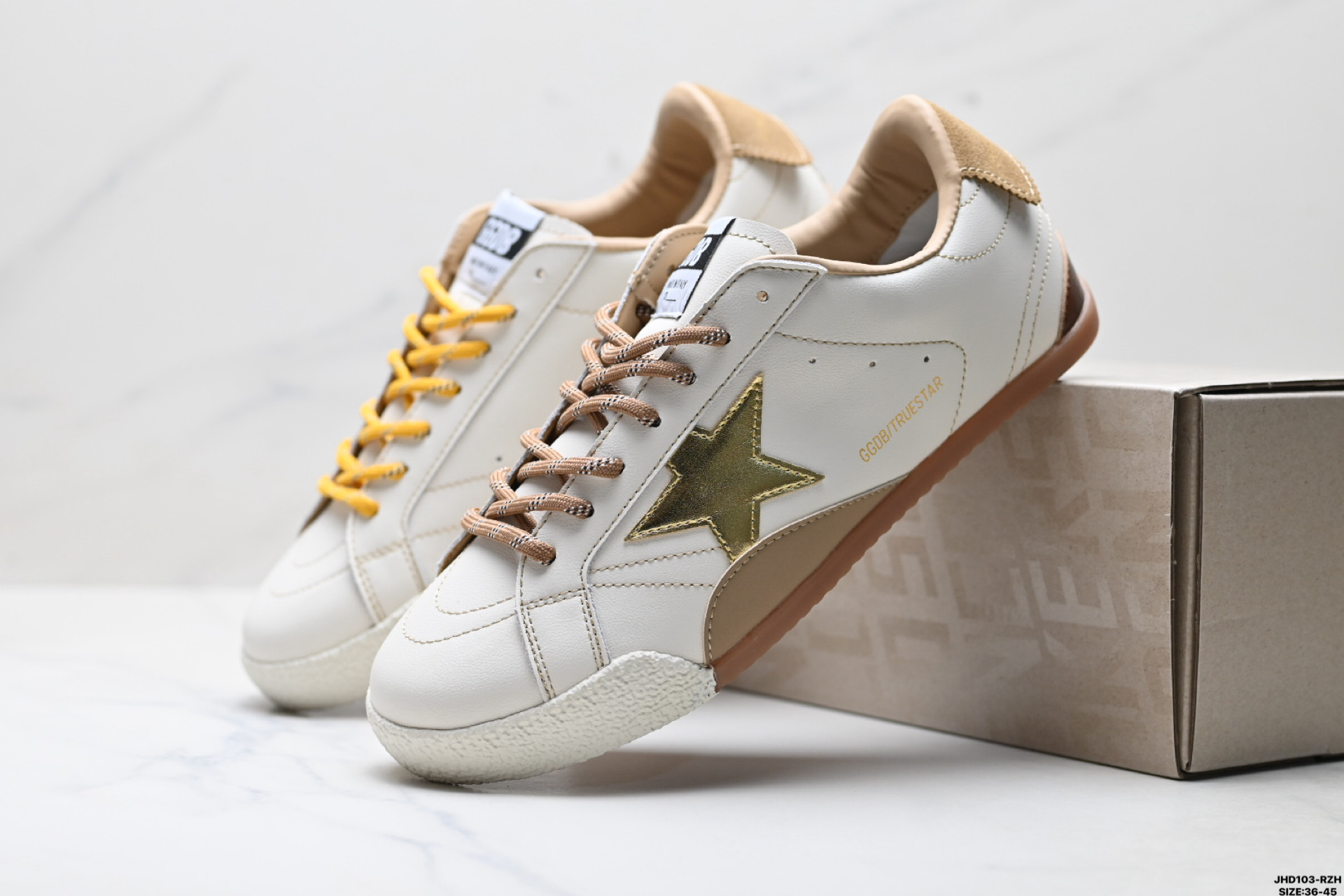 200 Golden Goose True-Star 烫金 星星 圆头系带 薄底 低帮休闲板鞋-Chinese UA Cheap High Quatity Brand Clothes Bags handbags Sneakers wholesale wholesaler seller from China Factory suppliers Fashion Clothing Shoes best Quality Beautiful Price 200 Golden Goose True-Star 烫金 星星 圆头系带 薄底 低帮休闲板鞋