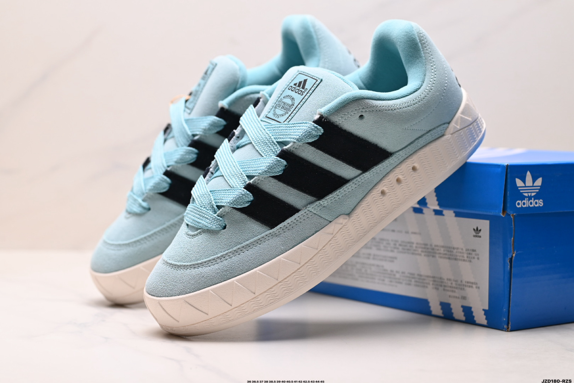 150 Adidas Adimatic Low 马蒂奇系列低帮 复古鲨鱼面包鞋运动休闲滑板板鞋 KI8880-Chinese UA Cheap High Quatity Brand Clothes Bags handbags Sneakers wholesale wholesaler seller from China Factory suppliers Fashion Clothing Shoes best Quality Beautiful Price 150 Adidas Adimatic Low 马蒂奇系列低帮 复古鲨鱼面包鞋运动休闲滑板板鞋 KI8880