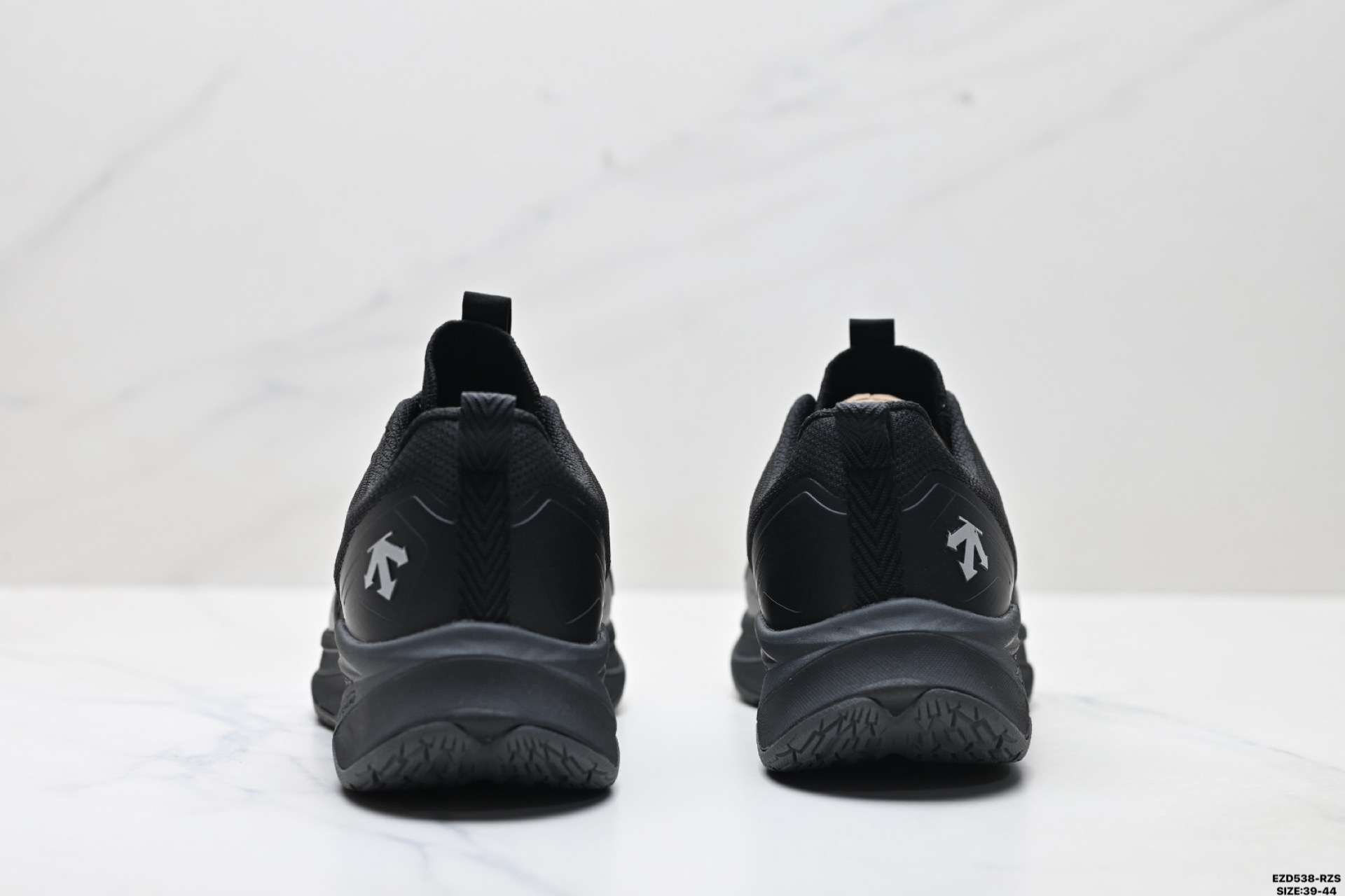 380 纯原迪桑特DESCENTE ENERZITE LAVITATE 2.0 KNIT 时尚防滑 低帮跑步鞋 D2331RRN23-Chinese UA Cheap High Quatity Brand Clothes Bags handbags Sneakers wholesale wholesaler seller from China Factory suppliers Fashion Clothing Shoes best Quality Beautiful Price 380 纯原迪桑特DESCENTE ENERZITE LAVITATE 2.0 KNIT 时尚防滑 低帮跑步鞋 D2331RRN23