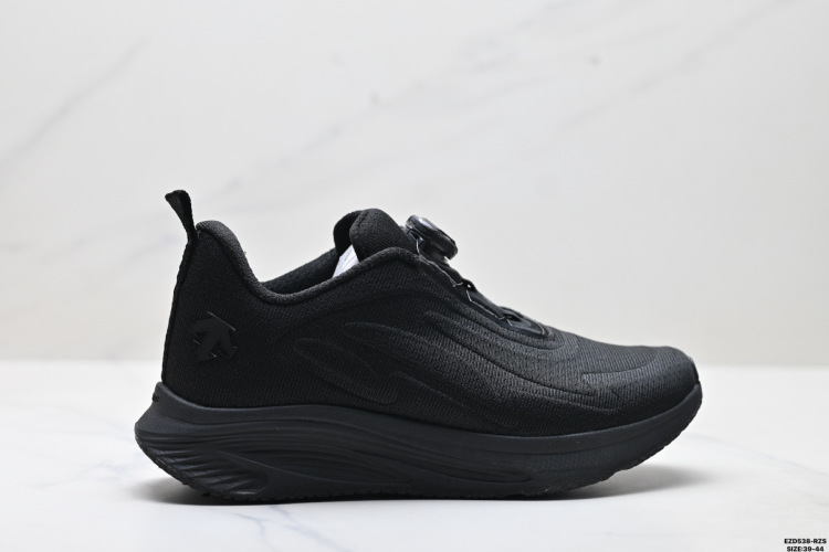 Descente LEVITATE III Breathable Running Shoes - Lightweight Hiking Comfort 1 Descente LEVITATE III Breathable Running Shoes – Lightweight Hiking Comfort