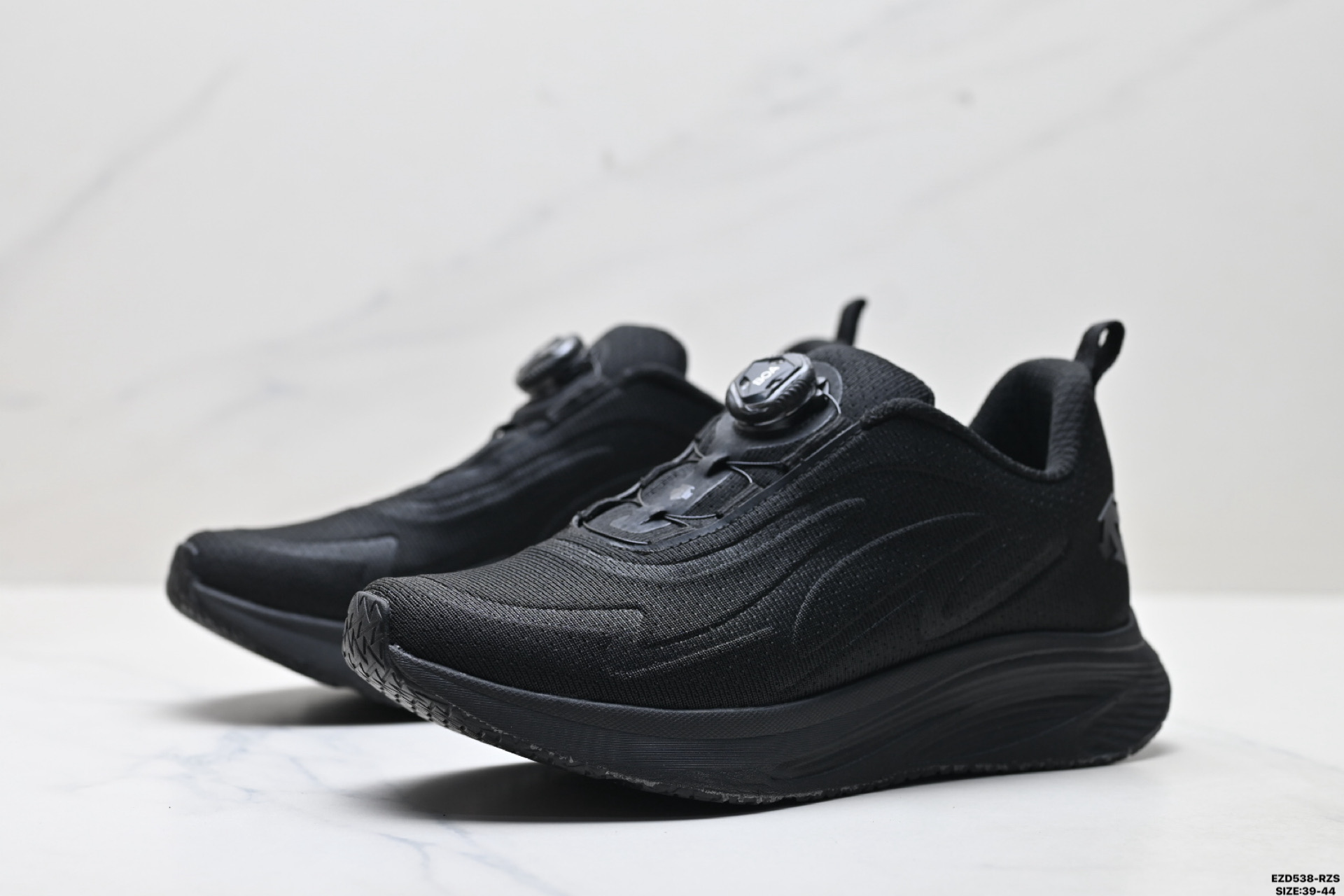 Descente LEVITATE III Zapatillas de Running Transpirables para Hombre, Negras 5 i1758989057929 8876 0 3