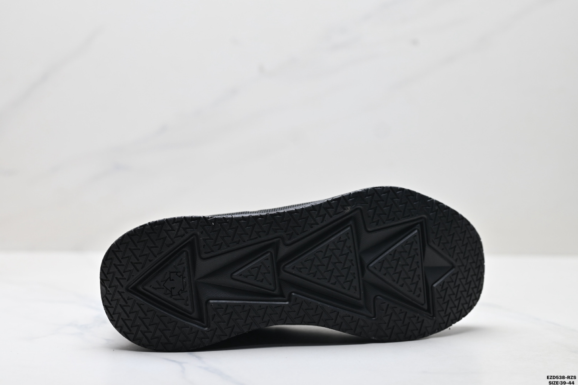 Descente LEVITATE III Zapatillas de Running Transpirables para Hombre, Negras 10 i1758989058994 5424 0 8