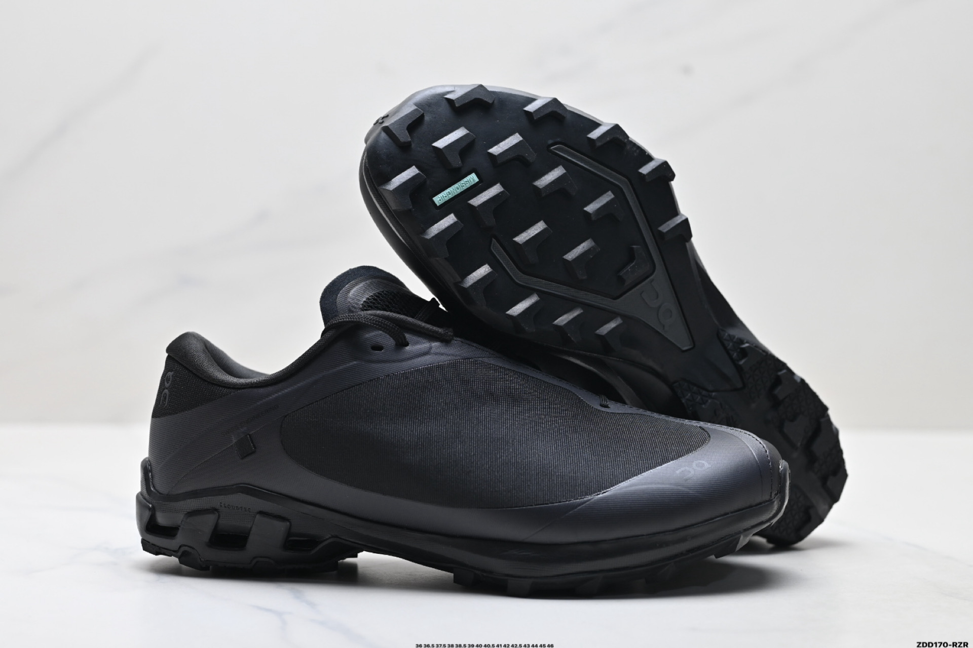 On昂跑 Cloudventure Peak Paf系列低帮轻量舒适多功能休闲运动鞋