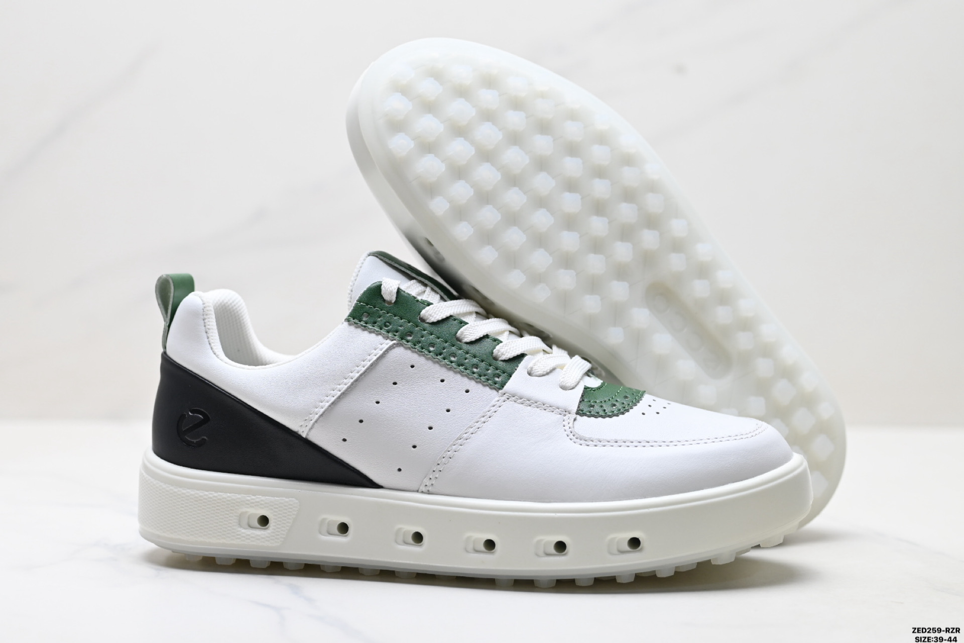 270 Ecco爱步 街头720系列 牛皮 运动潮流 减震耐磨 低帮高尔夫球鞋 1117346