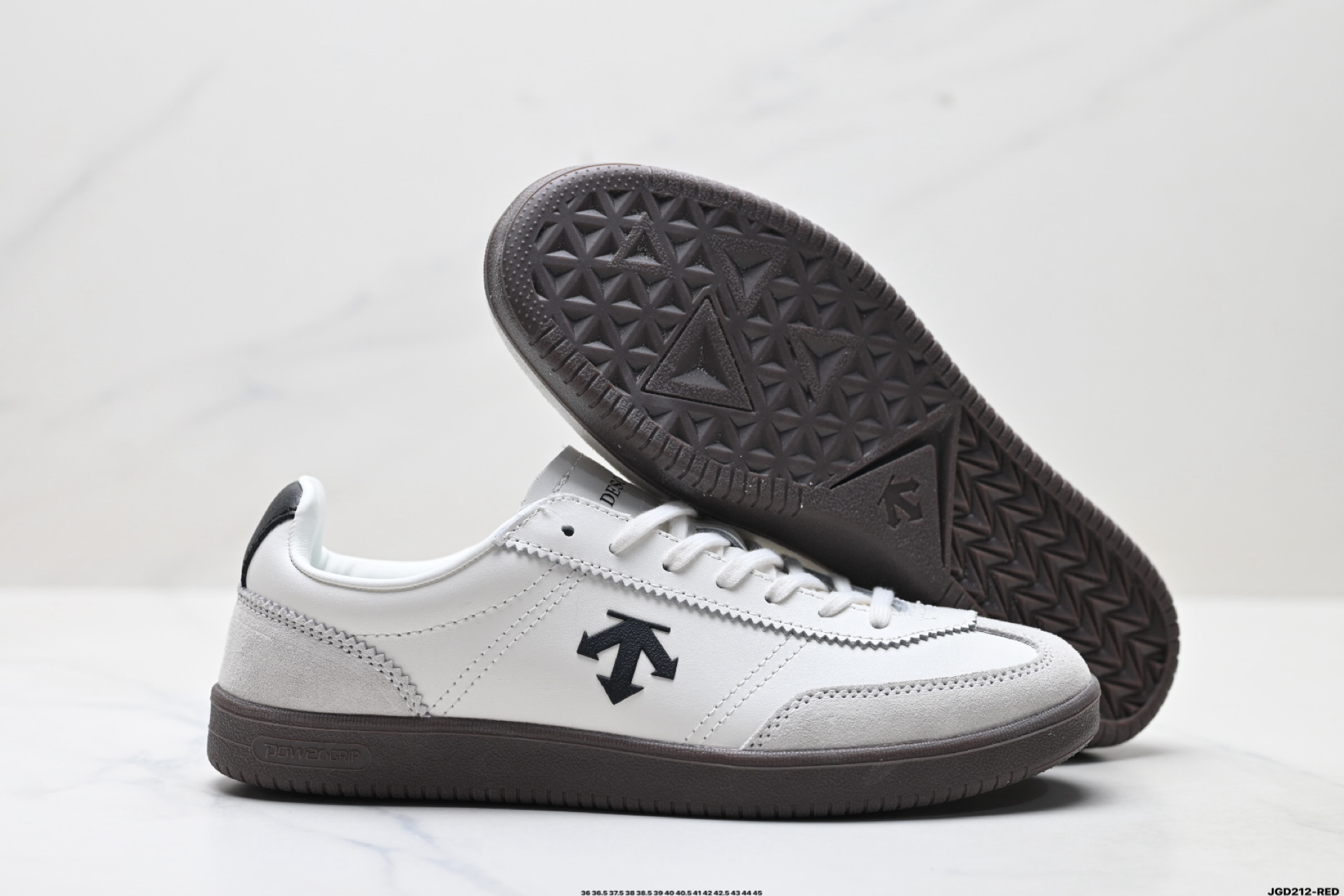 190 迪桑特DESCENTE EDGE COURT CLASSY 复古轻质 耐磨低帮板鞋 SQ323LSN75