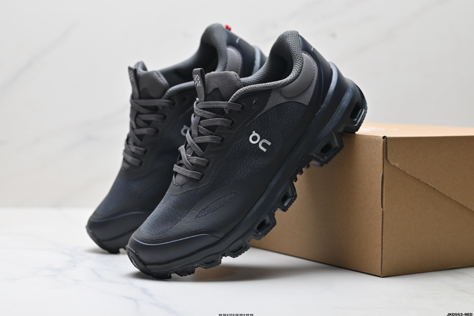 170 On昂跑 x LOEWE罗意威 Cloudventure 2.0 圆头系带 低帮休闲鞋