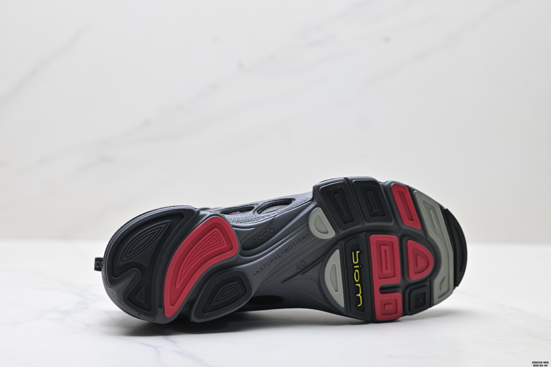 270 ECCO爱步运动鞋男透气防滑缓震轻便牛皮跑鞋 健步-Chinese UA Cheap High Quatity Brand Clothes Bags handbags Sneakers wholesale wholesaler seller from China Factory suppliers Fashion Clothing Shoes best Quality Beautiful Price 270 ECCO爱步运动鞋男透气防滑缓震轻便牛皮跑鞋 健步