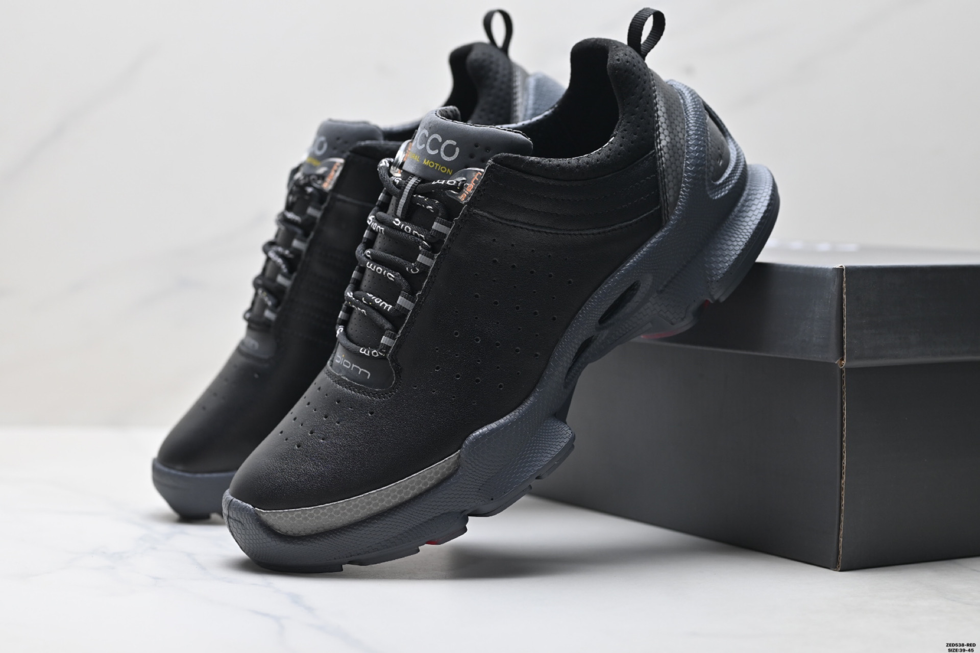 270 ECCO爱步运动鞋男透气防滑缓震轻便牛皮跑鞋 健步-Chinese UA Cheap High Quatity Brand Clothes Bags handbags Sneakers wholesale wholesaler seller from China Factory suppliers Fashion Clothing Shoes best Quality Beautiful Price 270 ECCO爱步运动鞋男透气防滑缓震轻便牛皮跑鞋 健步