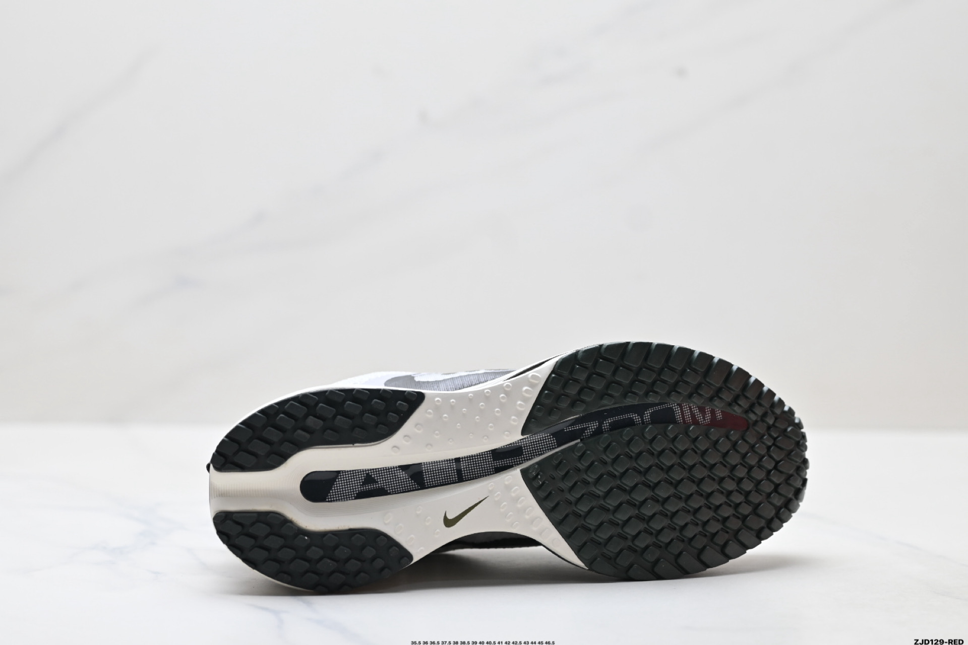 250 Nike Air Zoom Pegasus Premium 耐克 新款气垫缓震休闲跑步鞋 IH2288-001