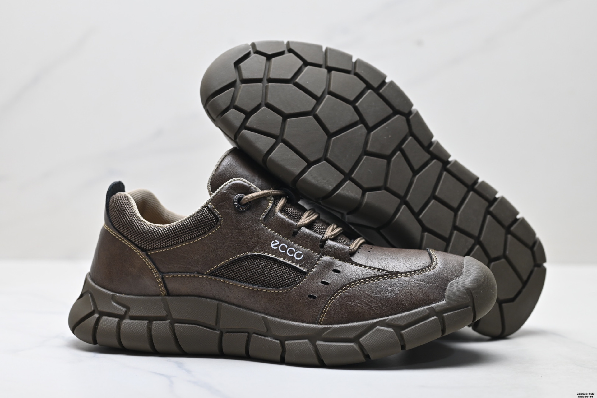 270 ecco男鞋户外运动休闲皮鞋真皮防水防滑登山鞋厚底耐磨工装鞋-Chinese UA Cheap High Quatity Brand Clothes Bags handbags Sneakers wholesale wholesaler seller from China Factory suppliers Fashion Clothing Shoes best Quality Beautiful Price 270 ecco男鞋户外运动休闲皮鞋真皮防水防滑登山鞋厚底耐磨工装鞋