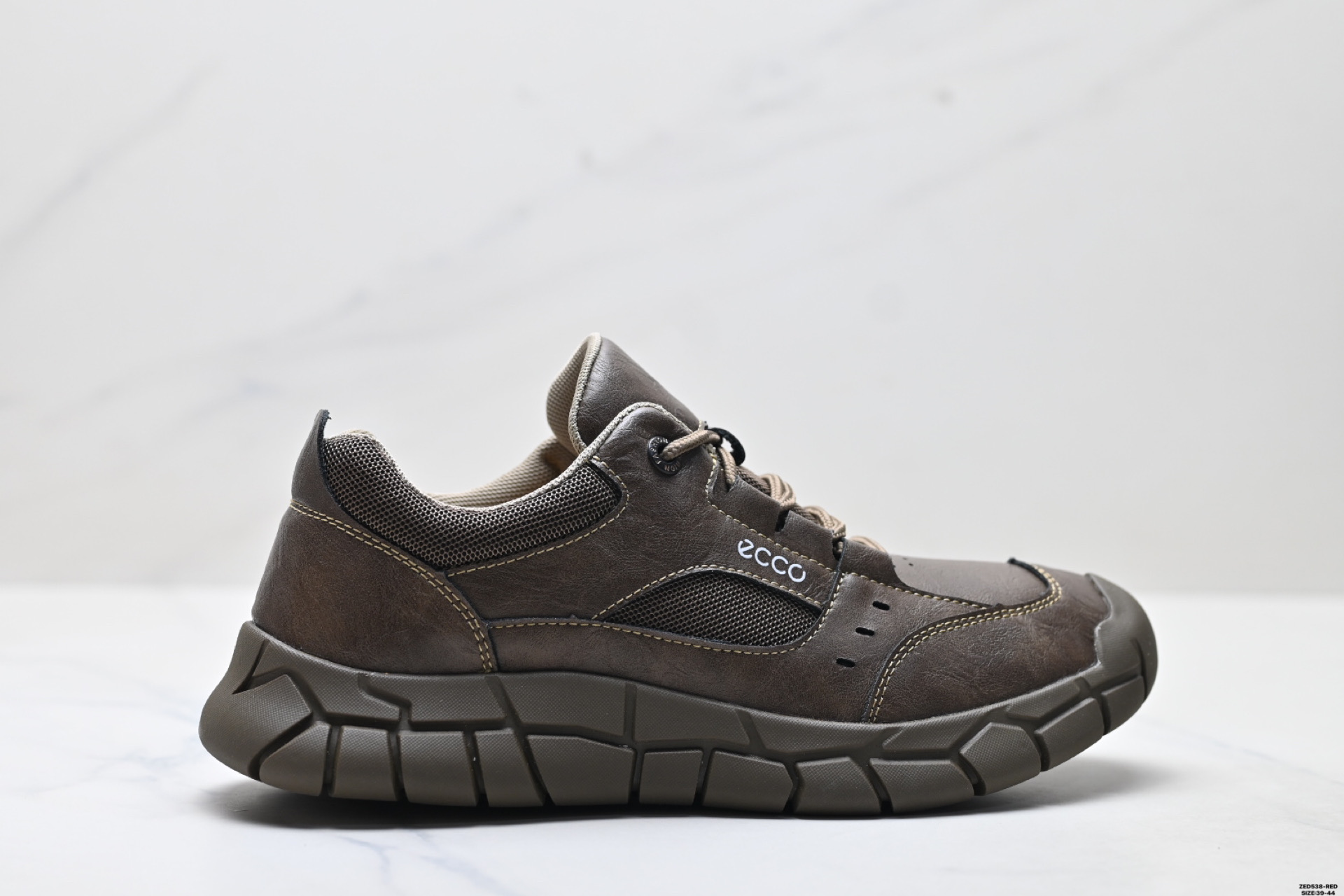 270 ecco男鞋户外运动休闲皮鞋真皮防水防滑登山鞋厚底耐磨工装鞋-Chinese UA Cheap High Quatity Brand Clothes Bags handbags Sneakers wholesale wholesaler seller from China Factory suppliers Fashion Clothing Shoes best Quality Beautiful Price 270 ecco男鞋户外运动休闲皮鞋真皮防水防滑登山鞋厚底耐磨工装鞋