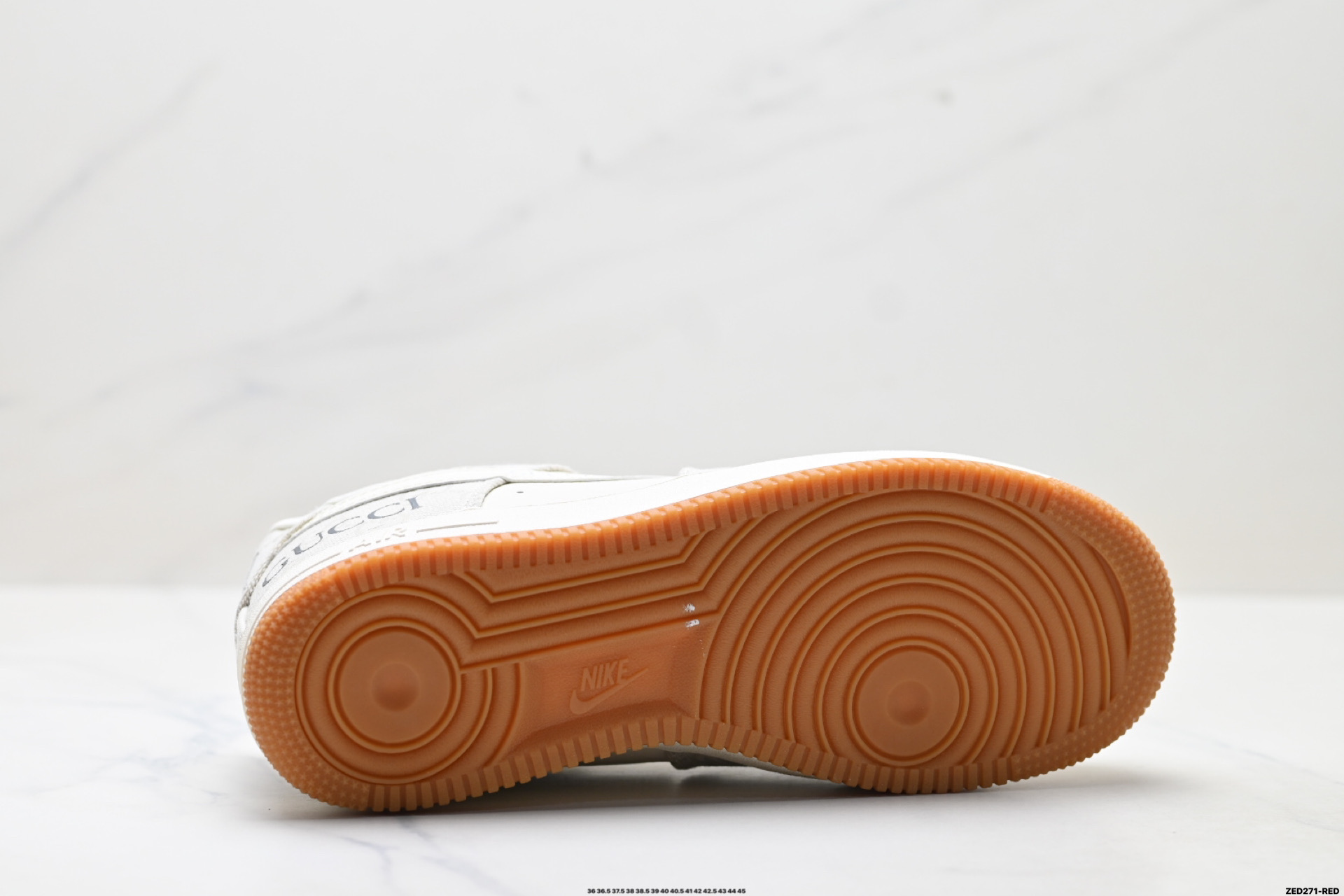 270 NIKE AIR FORCE 1‘07 DK0188-084