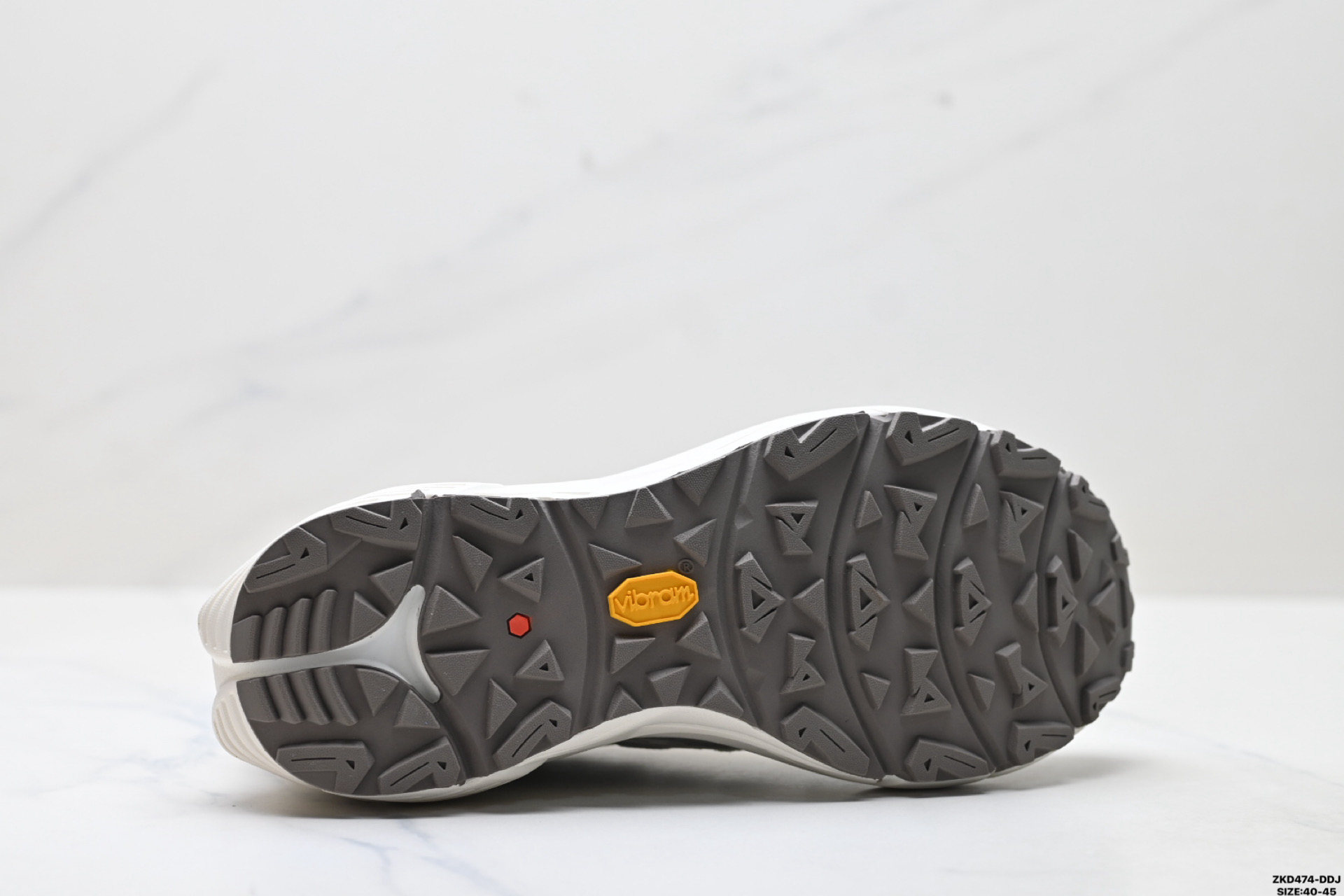 凯乐石KAILAS 远征 FLT 舒适简约经典登山 防滑耐磨防水 低帮 徒步鞋 KS251