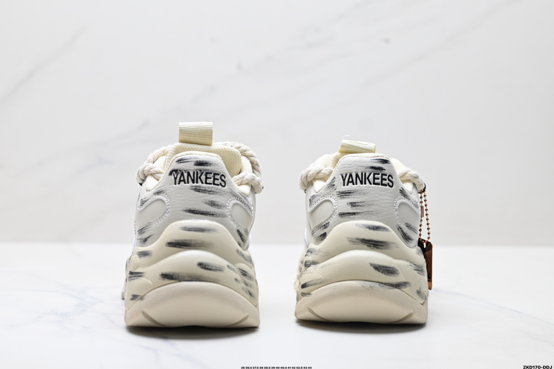 MLB Bigball Chunky Pixel 'DIY' Zapatillas de Plataforma con Diseño Personalizable 7 i1759246699986 4701 0 5