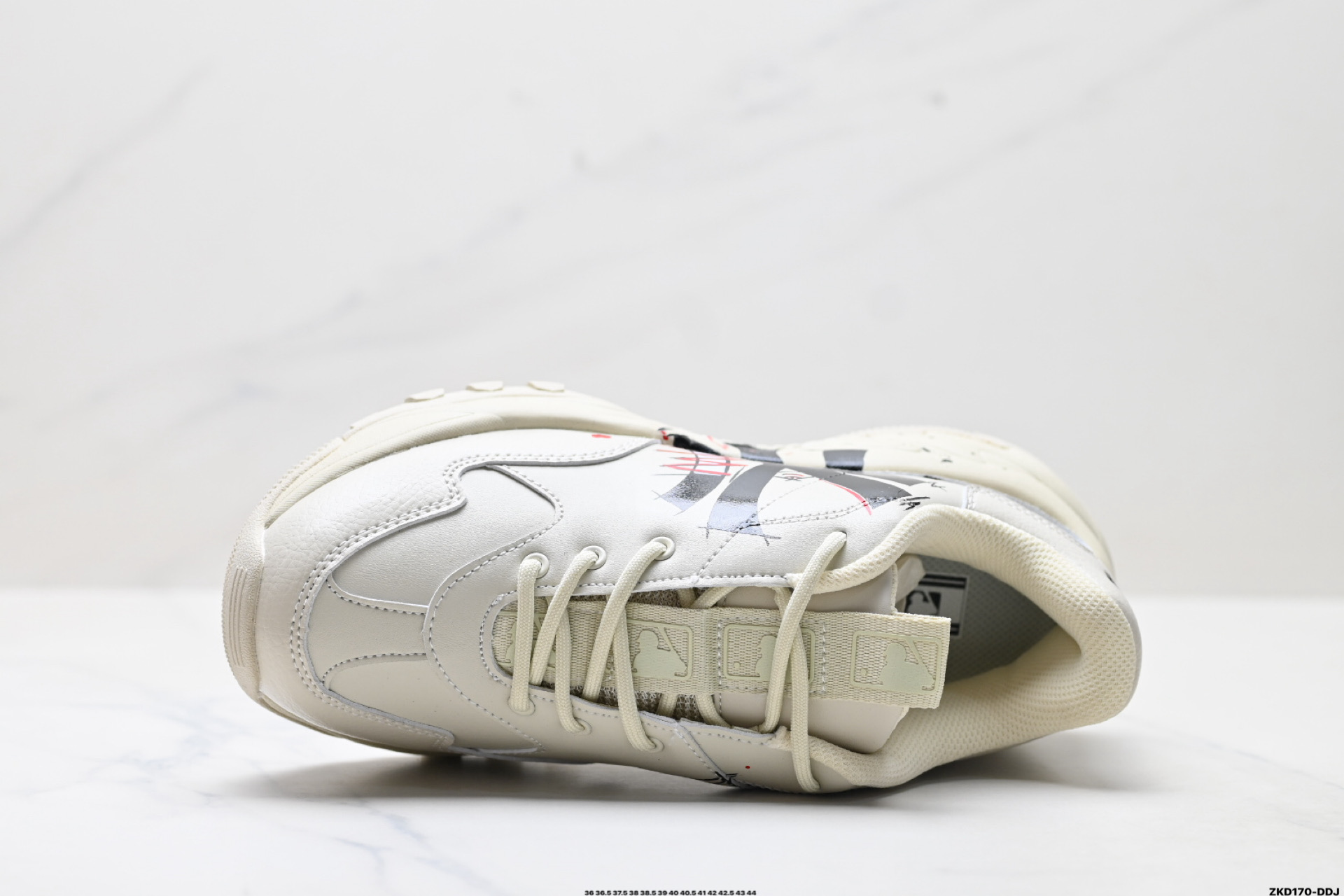 280 MLB BIGBALL CHUNKY PIXEL ‘DIY定制’ 简约时尚 百搭 包裹性保暖防滑防水减震 低帮 板鞋 32SHC101N