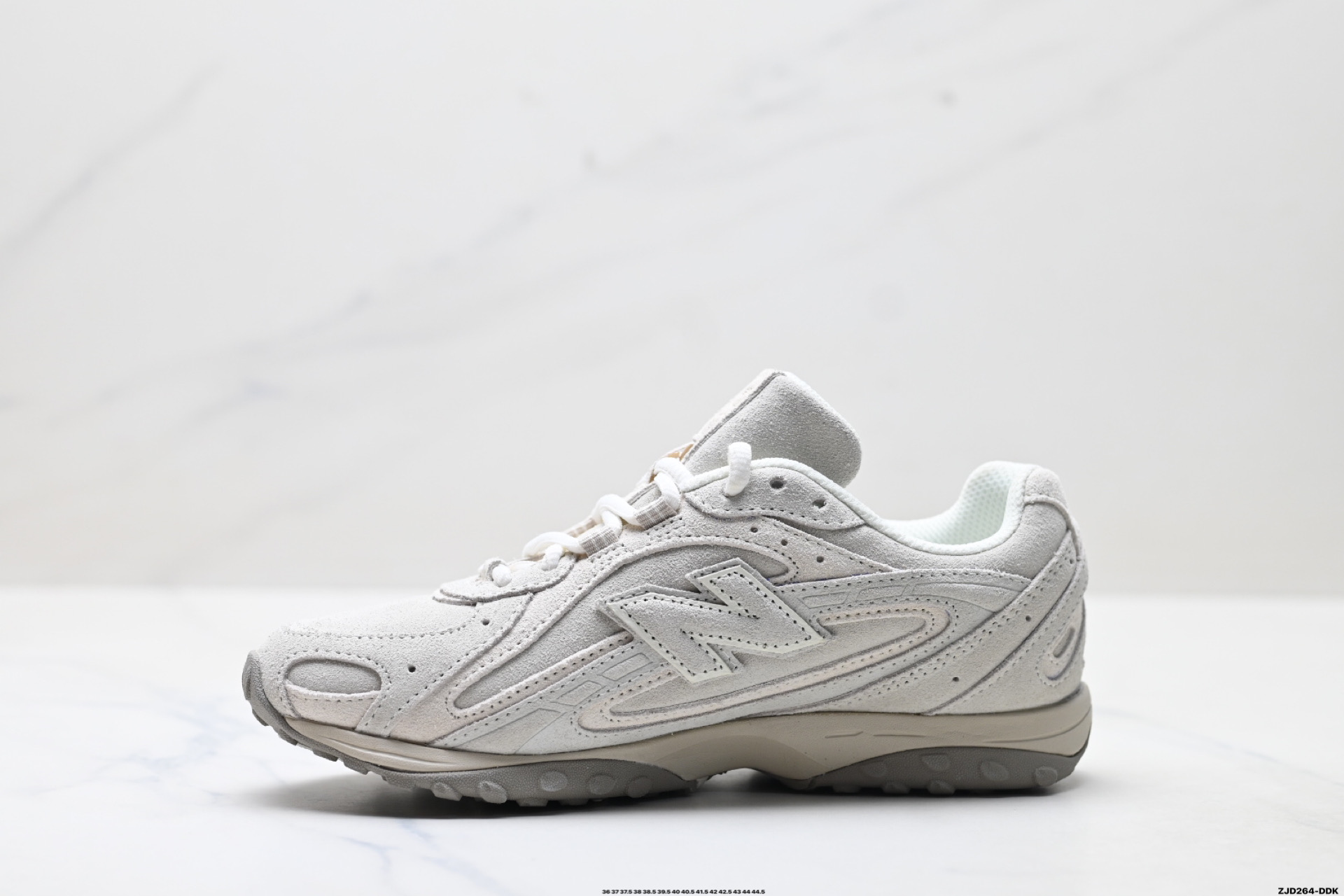 250 New Balance 204L系列 新百伦 薄底鞋 薄底皮质鞋带德训系 减震耐磨包裹性支撑轻便 生活休闲鞋 U204LMMC