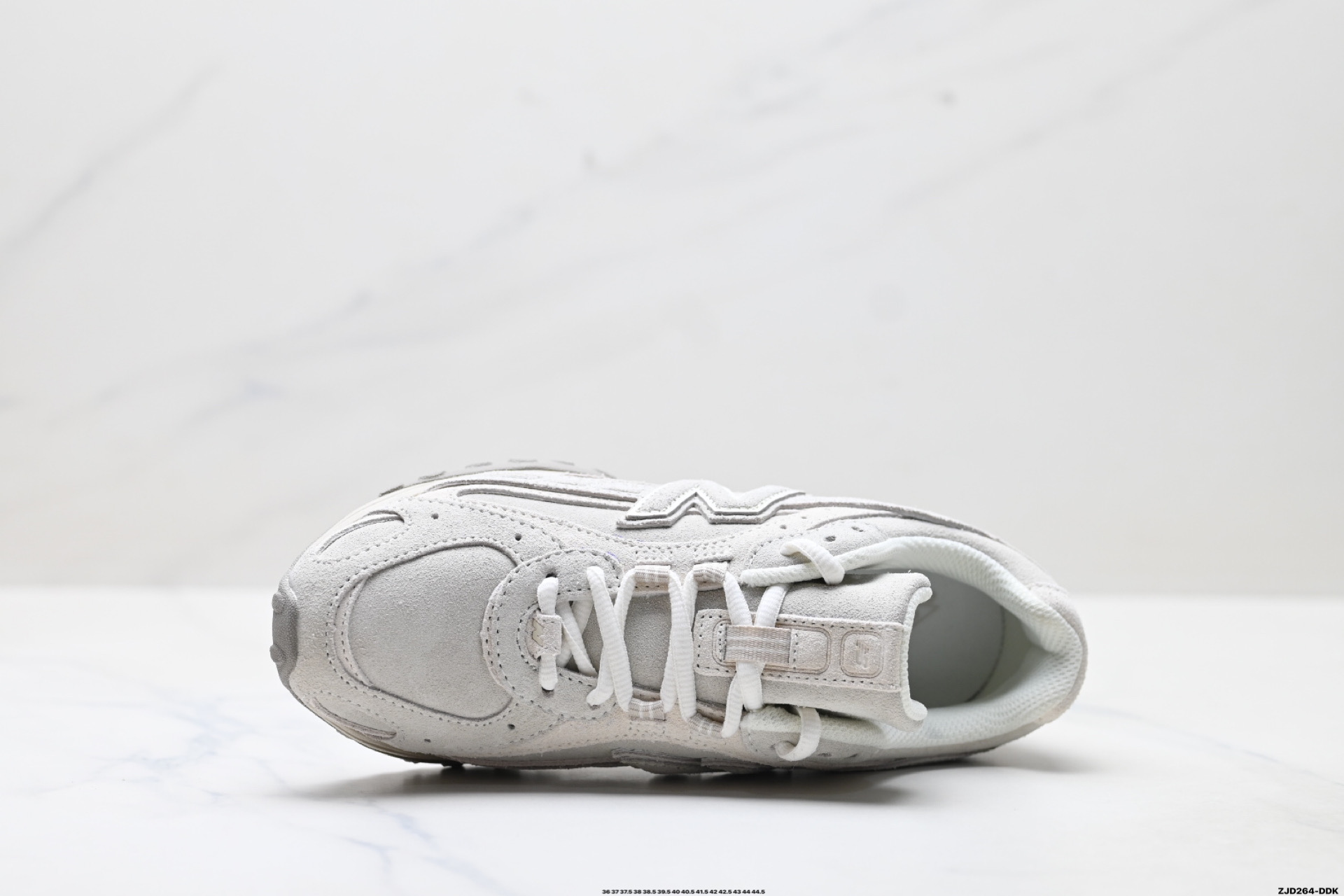 250 New Balance 204L系列 新百伦 薄底鞋 薄底皮质鞋带德训系 减震耐磨包裹性支撑轻便 生活休闲鞋 U204LMMC