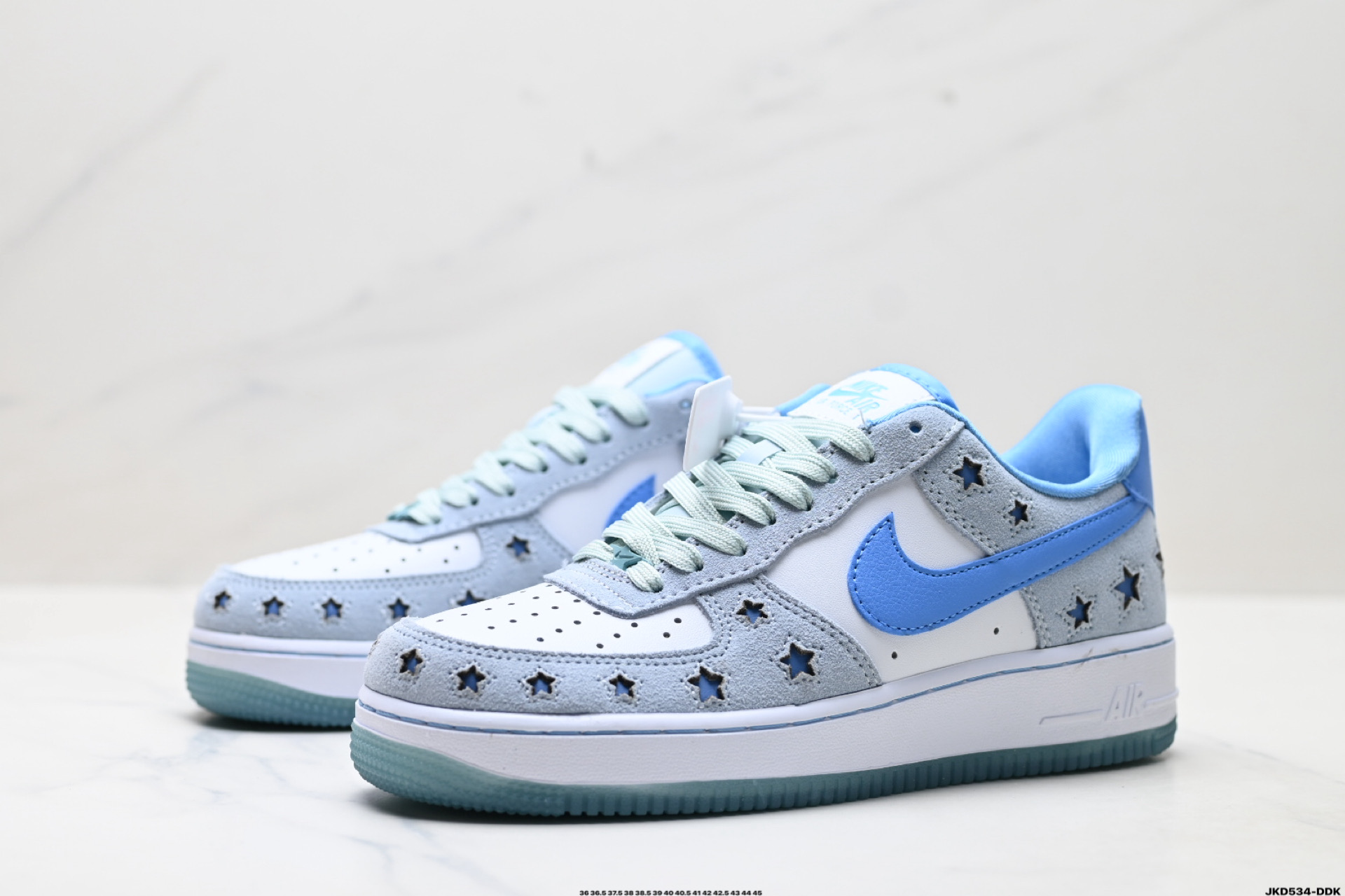 170 耐克Nike AIR FORCE 1‘07 空军一号低帮百搭休闲运动板鞋 HQ8051-400