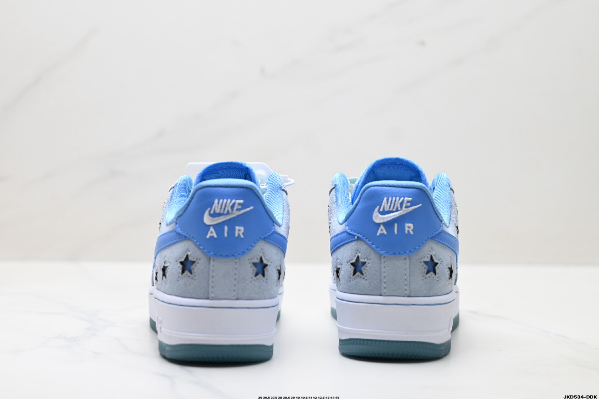170 耐克Nike AIR FORCE 1‘07 空军一号低帮百搭休闲运动板鞋 HQ8051-400