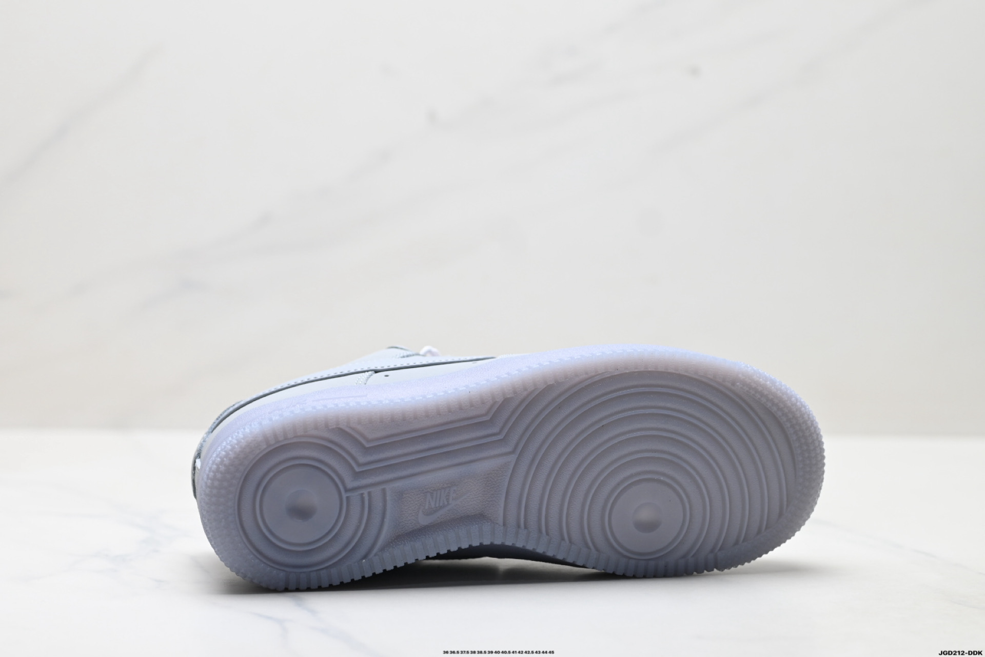 190 NIKE AIR FORCE 1‘07 CJ9179-002