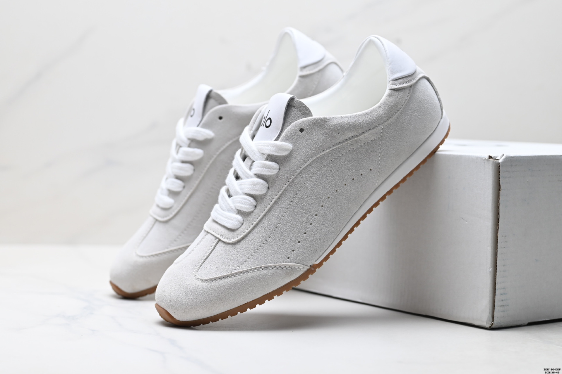 LO YOGAALOSunset新款运动鞋绒面革低帮薄底休闲鞋简约风