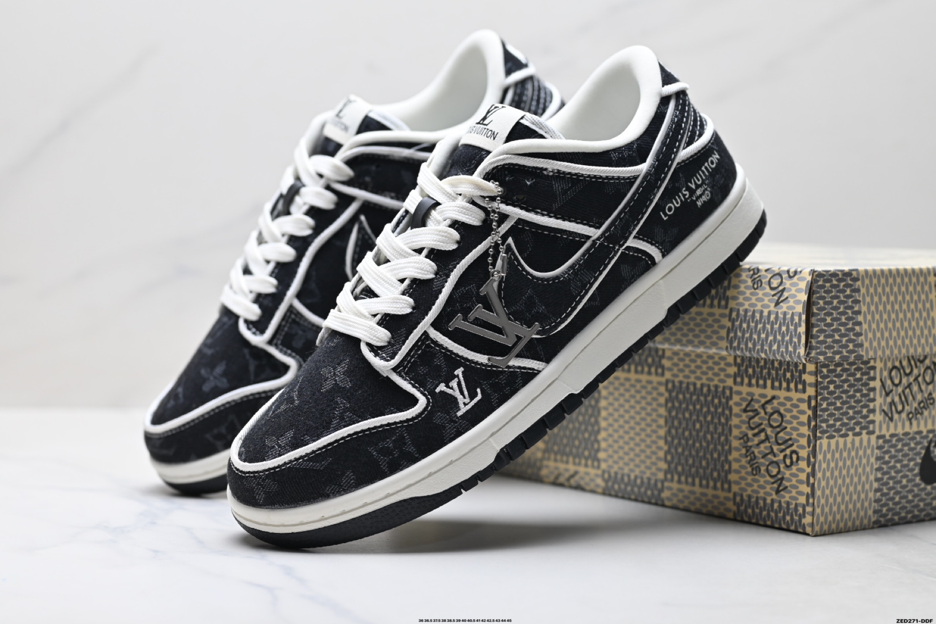 Nike Dunk Low Retro ‘DIY高端定制’耐克 低帮休闲运动板鞋 SC0601-467 Nike Dunk Low Retro ‘DIY高端定制’耐克 低帮休闲运动板鞋 SC0601-467