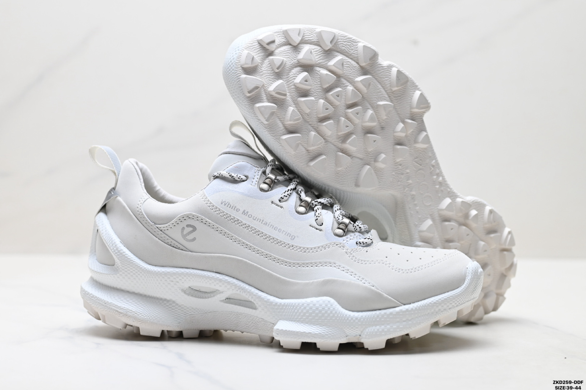 280 Ecco爱步 BIOM C 系列 牛皮 圆头厚底系带 低帮 徒步鞋 091504-11308