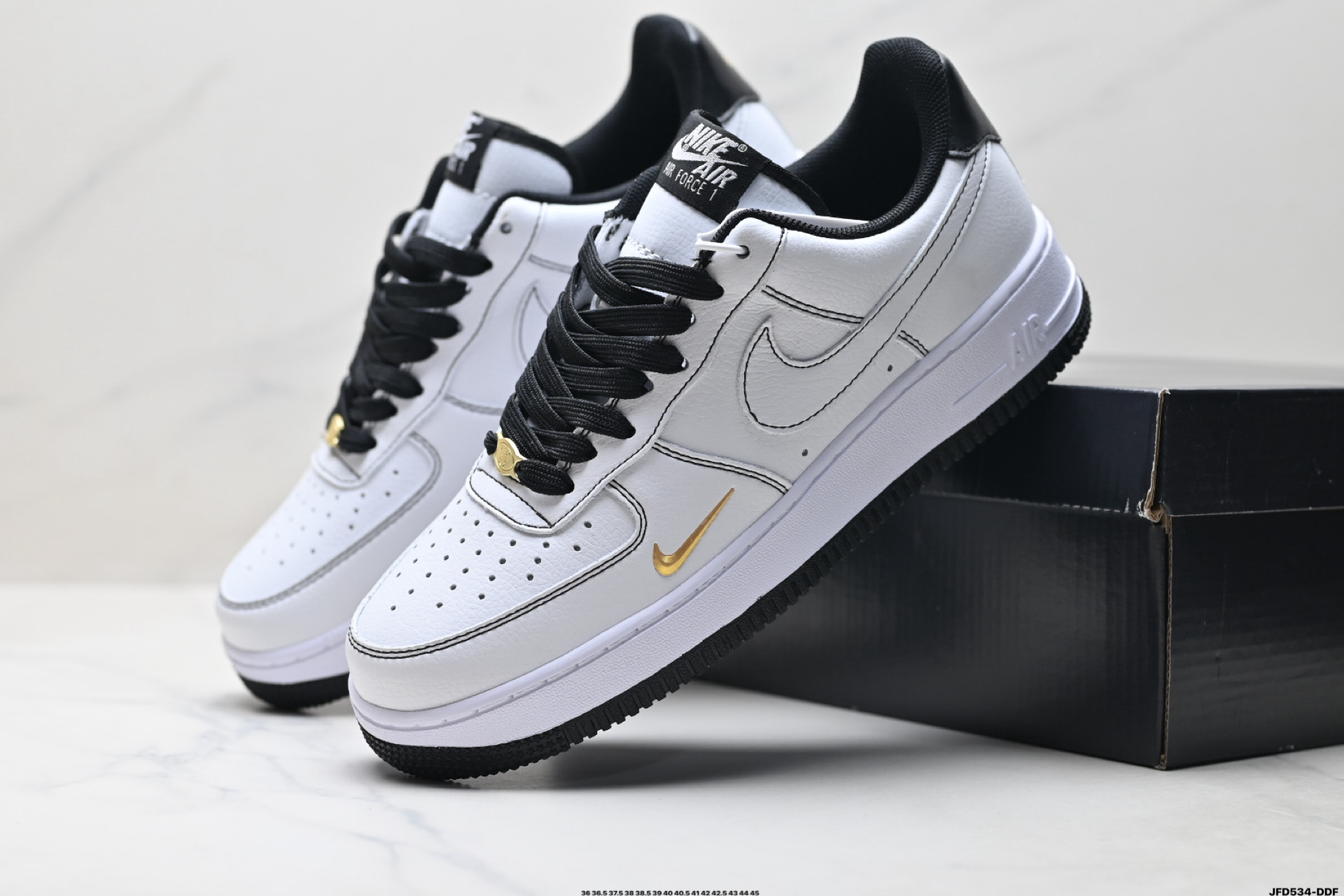 180 NIKE AIR FORCE 1‘07 IB6543-001