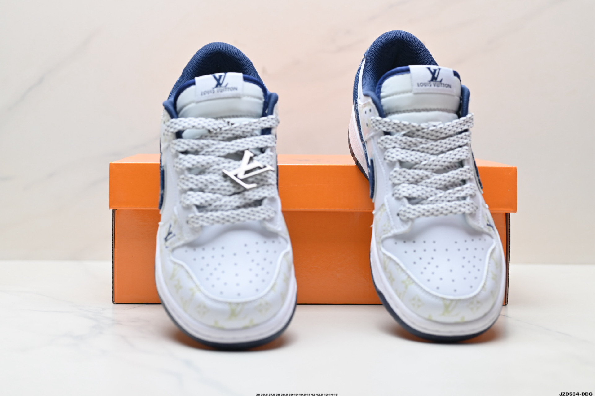 Nike Dunk Low x Louis Vuitton: Elegancia y Estilo Urbano en Cada Paso 8 i1759680016818 1051 0 6